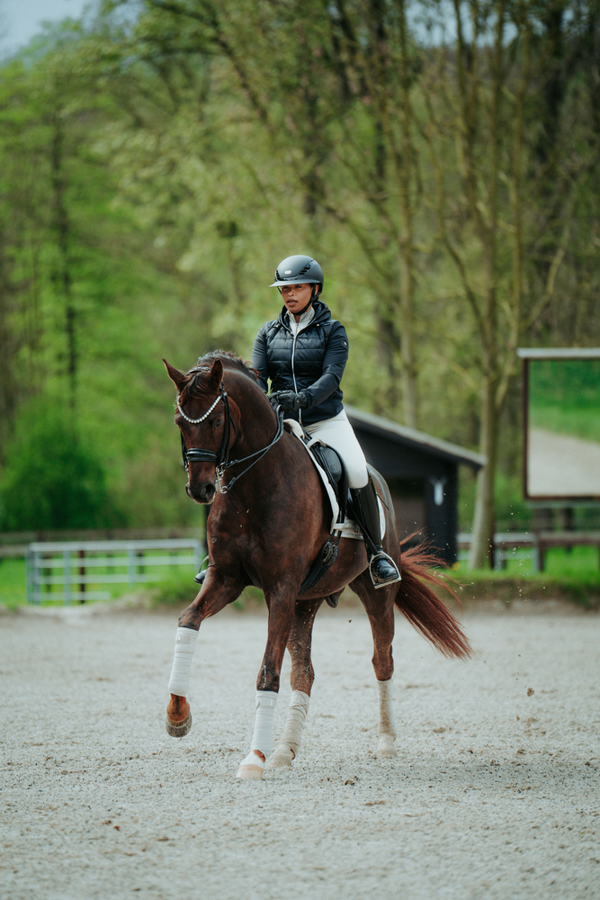 AIRLUXE PURE LONG VISOR<br>RIDING HELMET