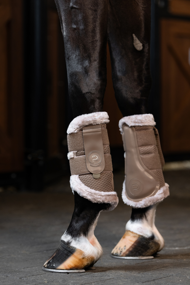 MESH FAUX FUR<br>TENDON BOOTS