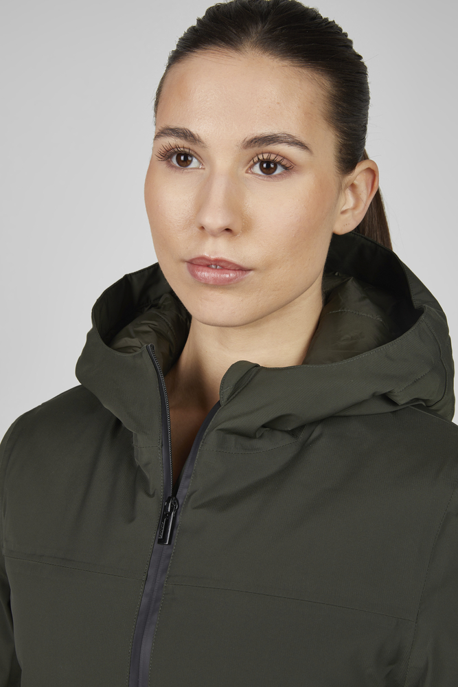 WATERPROOF<br>JACKET