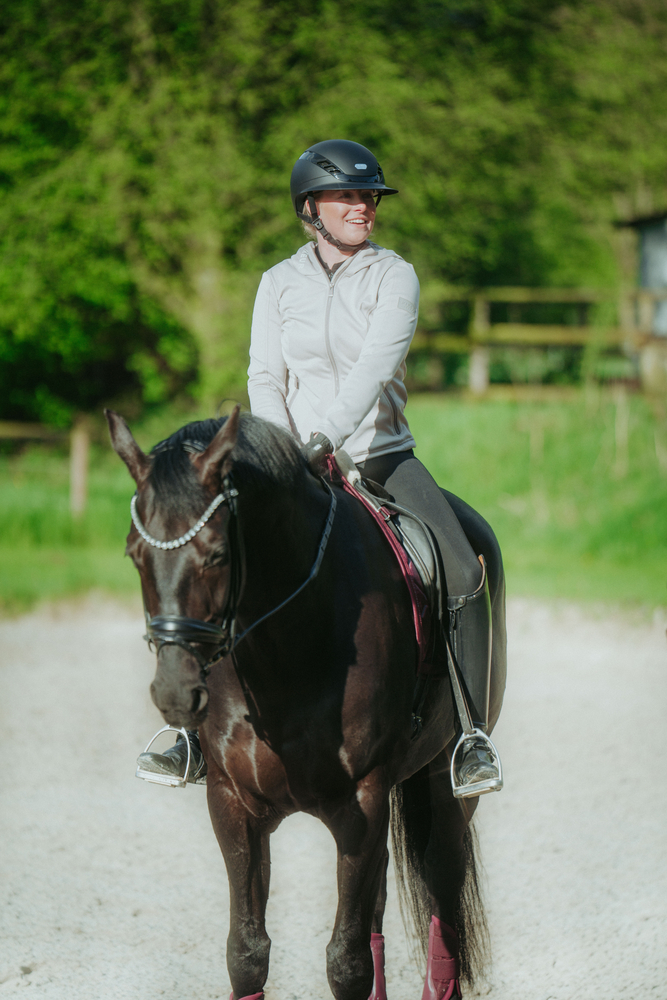 AIRLUXE PURE LONG VISOR<br>RIDING HELMET