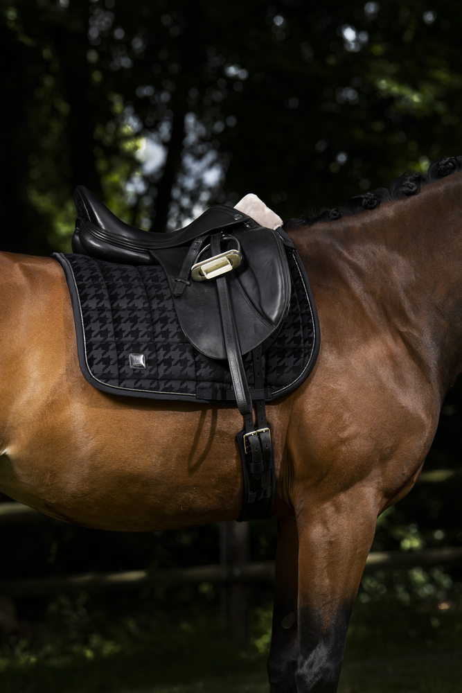 VELVET STAMP<br>SADDLE CLOTH
