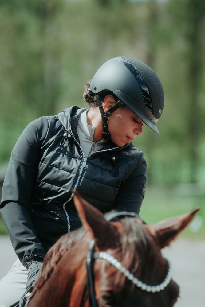 AIRLUXE SUPREME GLAM SHORT VISOR<br>RIDING HELMET