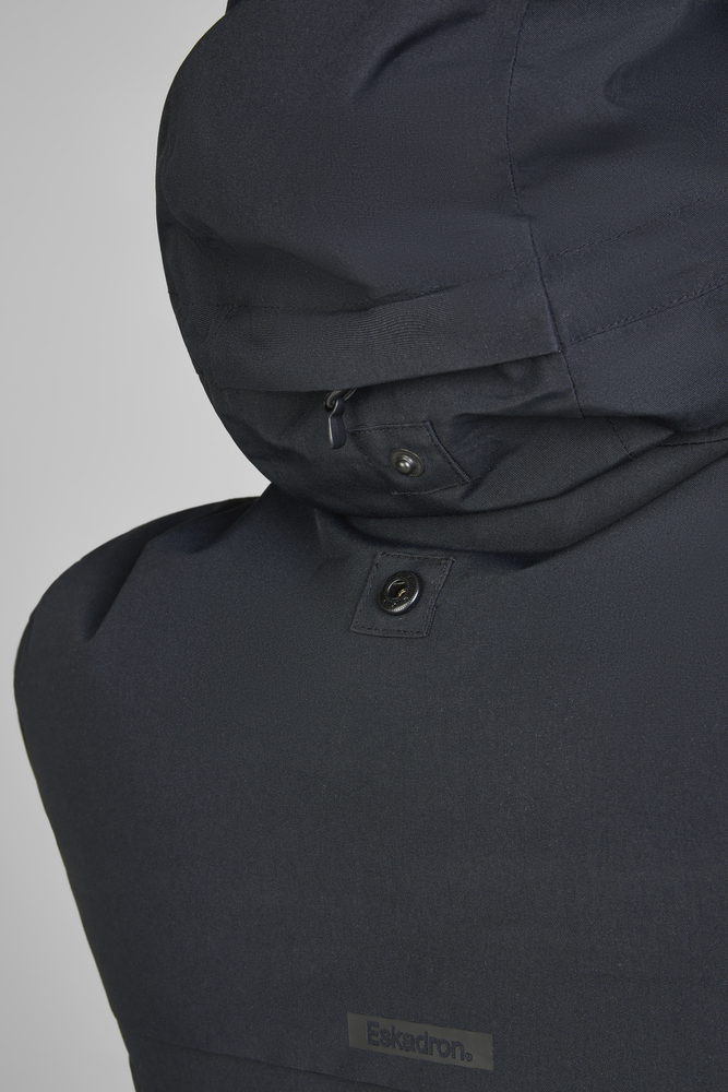 WATERPROOF JACKET<br>JACKET