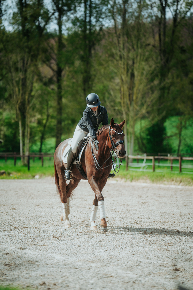 AIRLUXE PURE LONG VISOR<br>RIDING HELMET