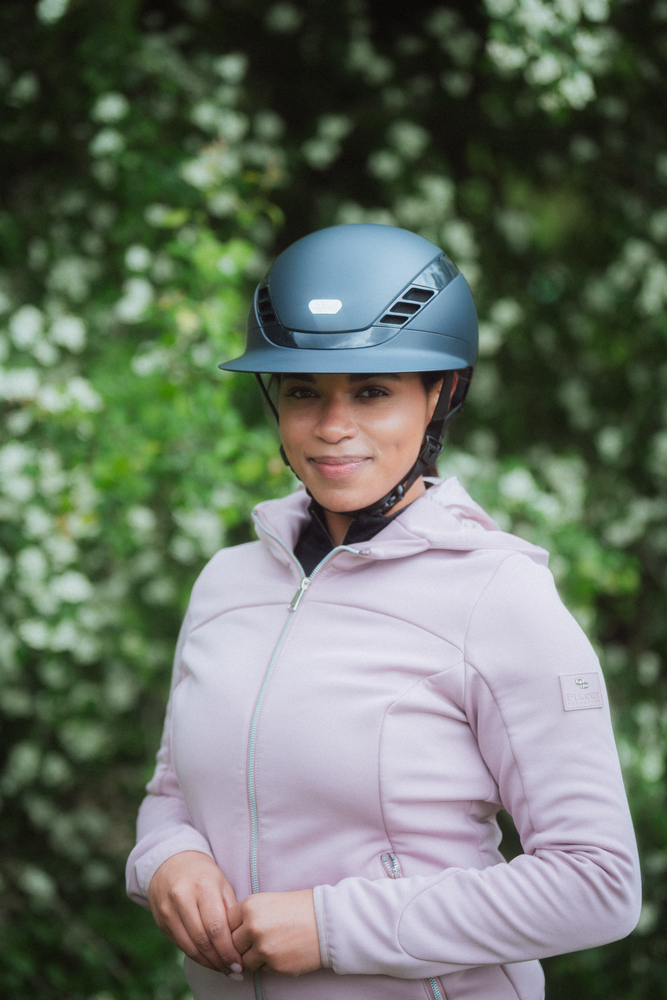 AIRLUXE PURE LONG VISOR<br>RIDING HELMET