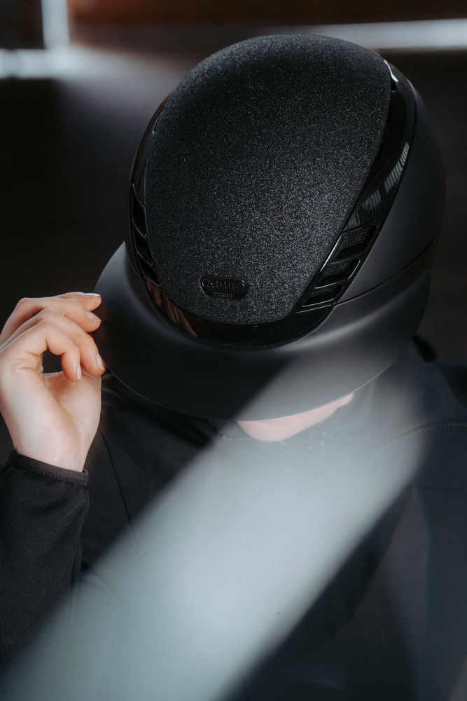 AIRLUXE SUPREME GLAM LONG VISOR<br>RIDING HELMET