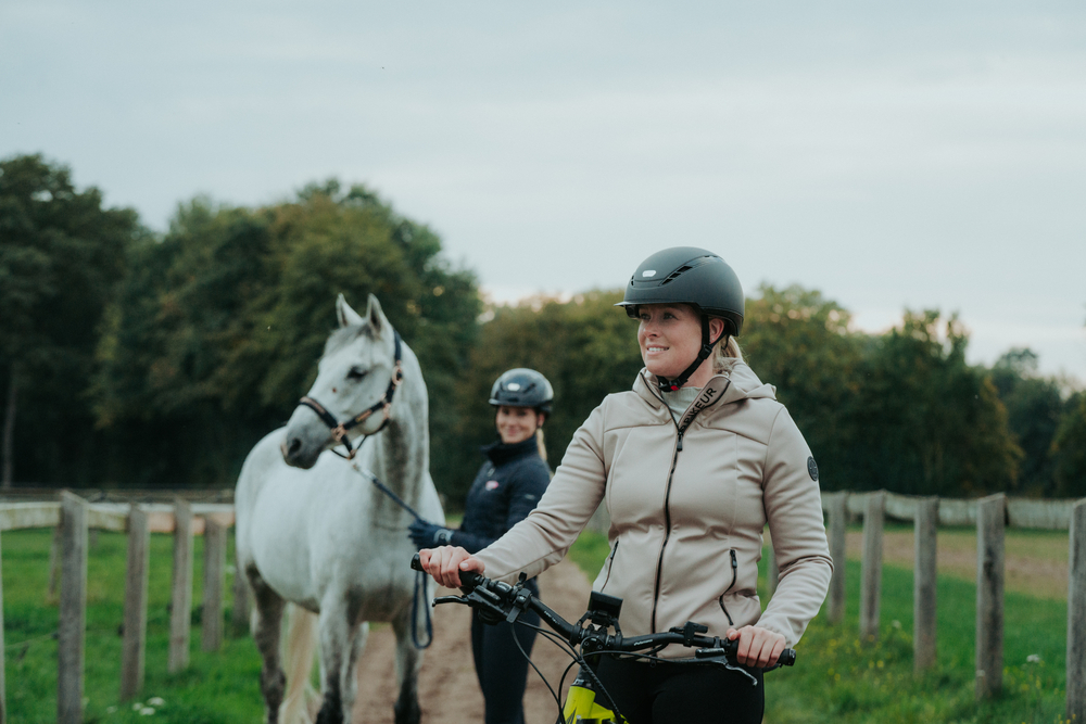 AIRDUO<br>RIDING HELMET