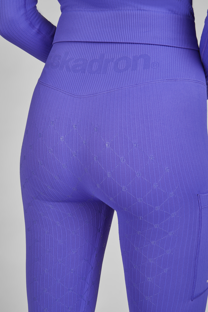 RIDING TIGHT SEAMLESS DYNAMIC<br>TIGHT