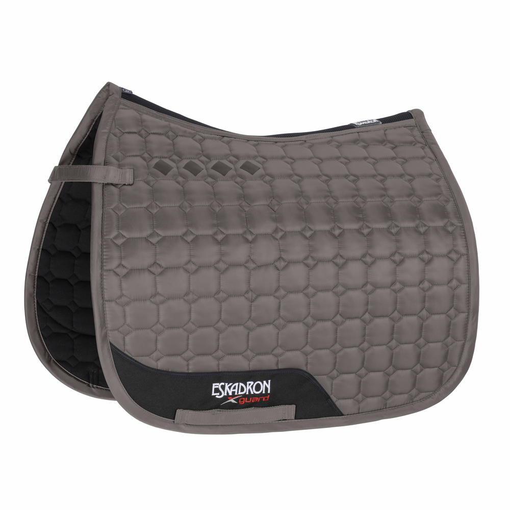 GLOSSY COMPACT<br>SADDLE CLOTH