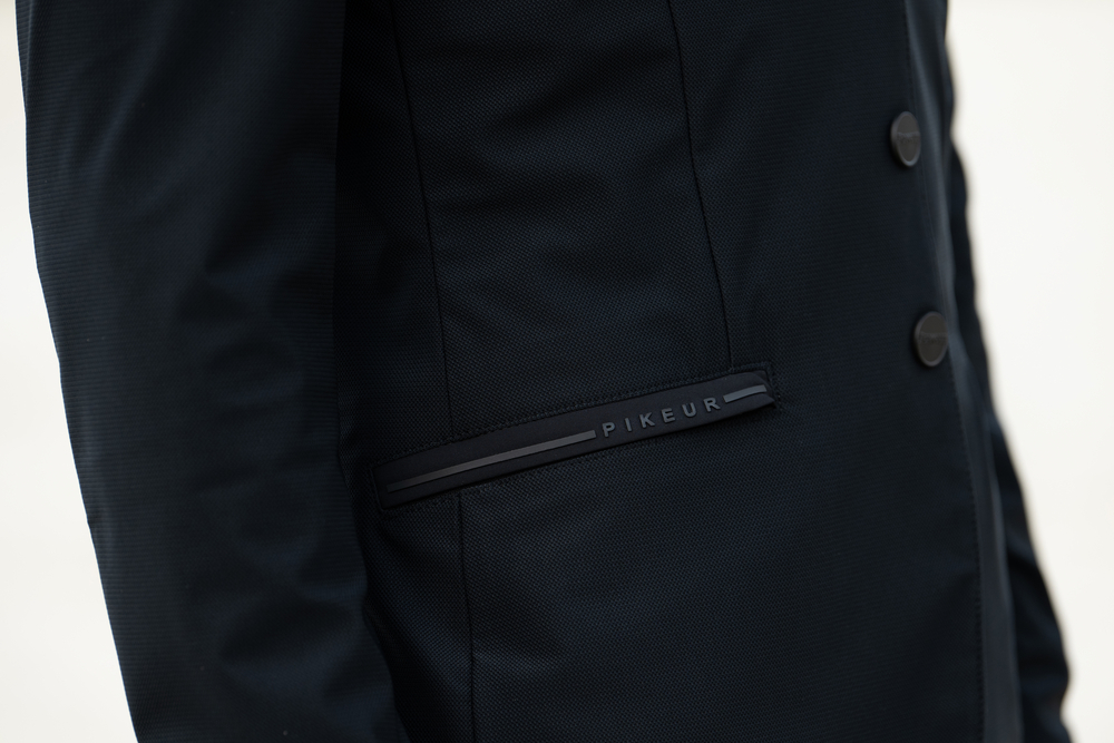 PIKEUR LUIS MESH<br>ATHLEISURE MAN