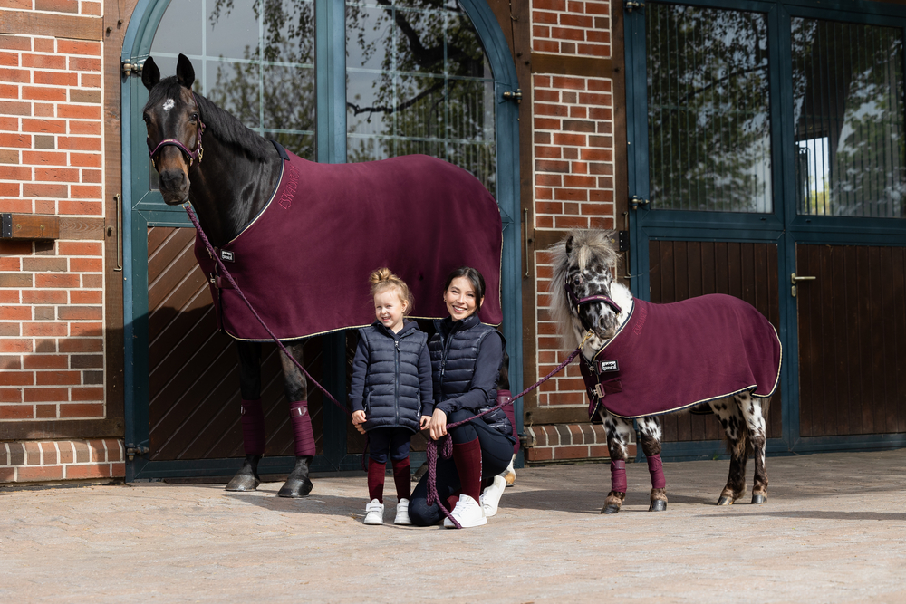 FLEECE CONTRAST<br>SWEAT RUG