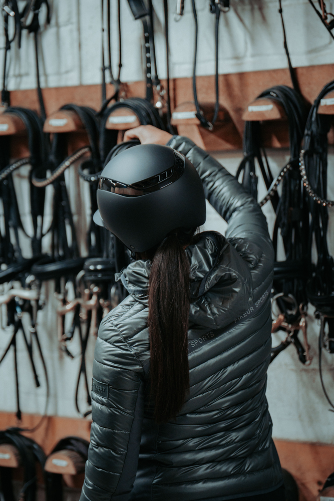 AIRLUXE PURE LONG VISOR<br>RIDING HELMET