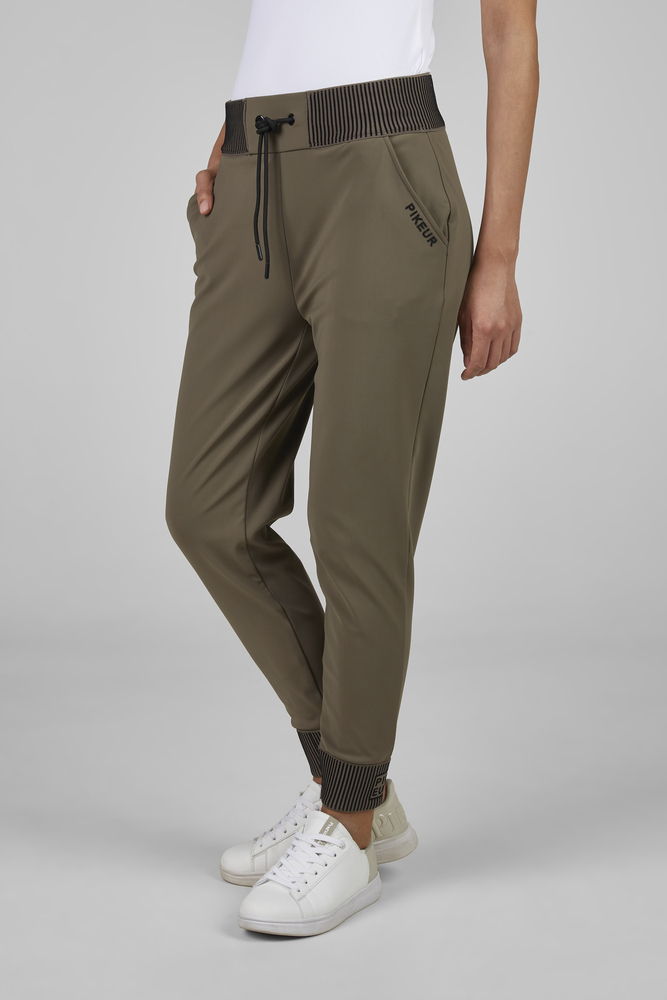 PIKEUR JOGGER PANTS<br>SELECTION