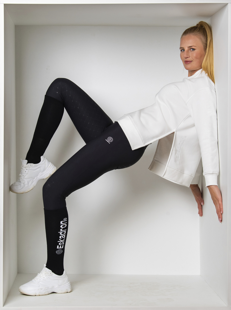 SWEATSHIRT OVERSIZED DYNAMIC<br>HOODIE