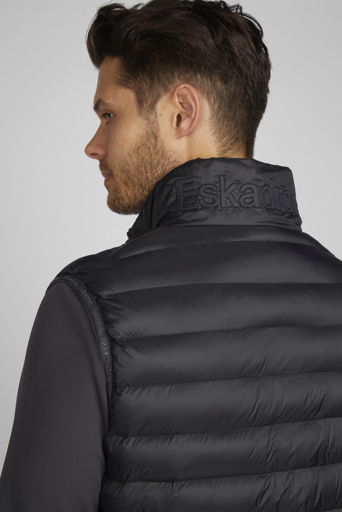 QUILT MEN<br>WAISTCOAT
