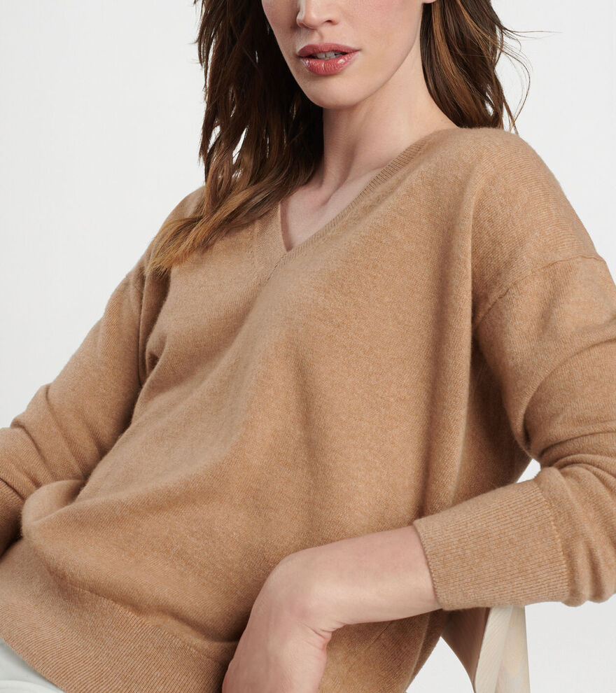 Women's Artisan Crafted Cashmere V-Neck Sweater