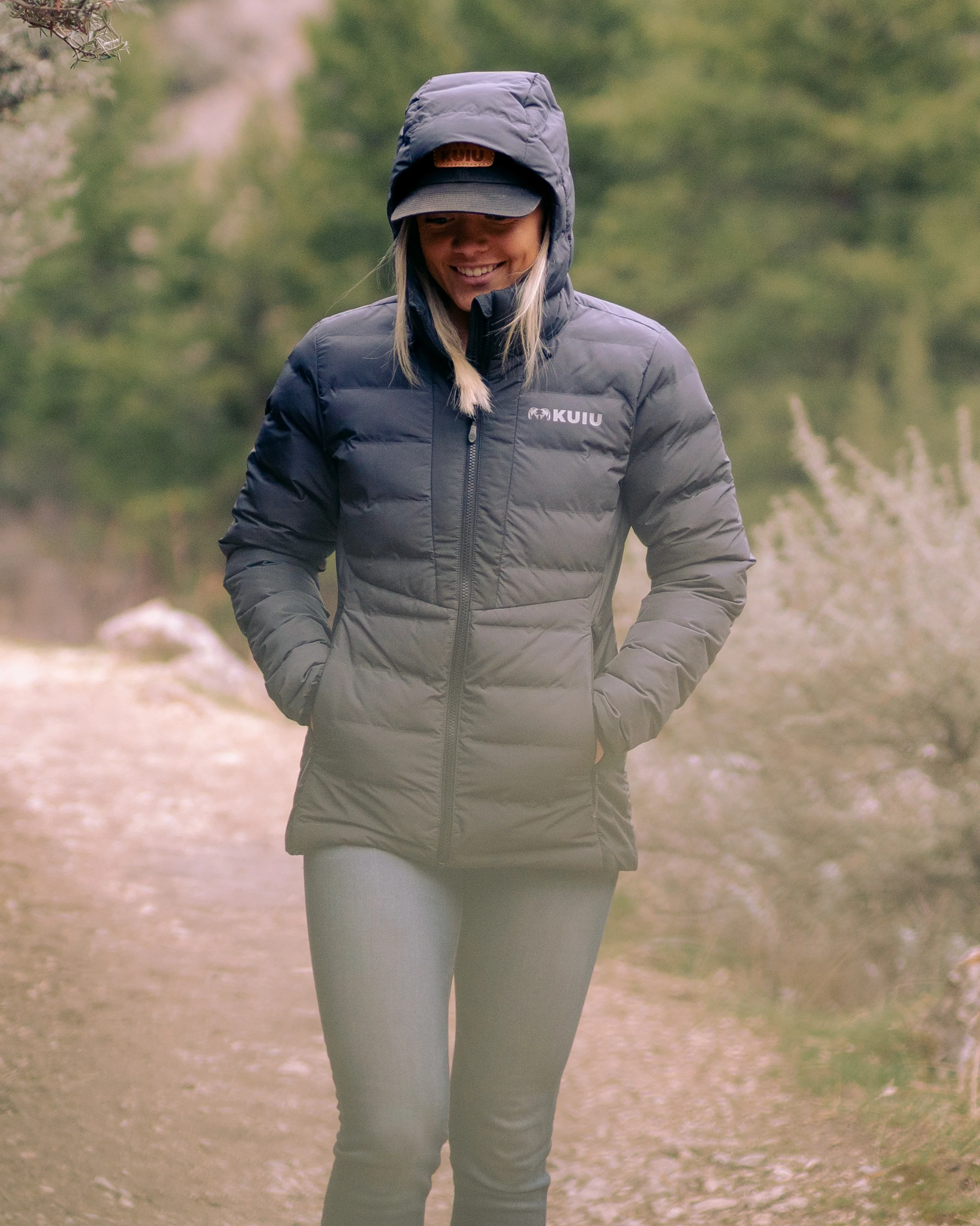Women's Elements Hooded Jacket | Carbon