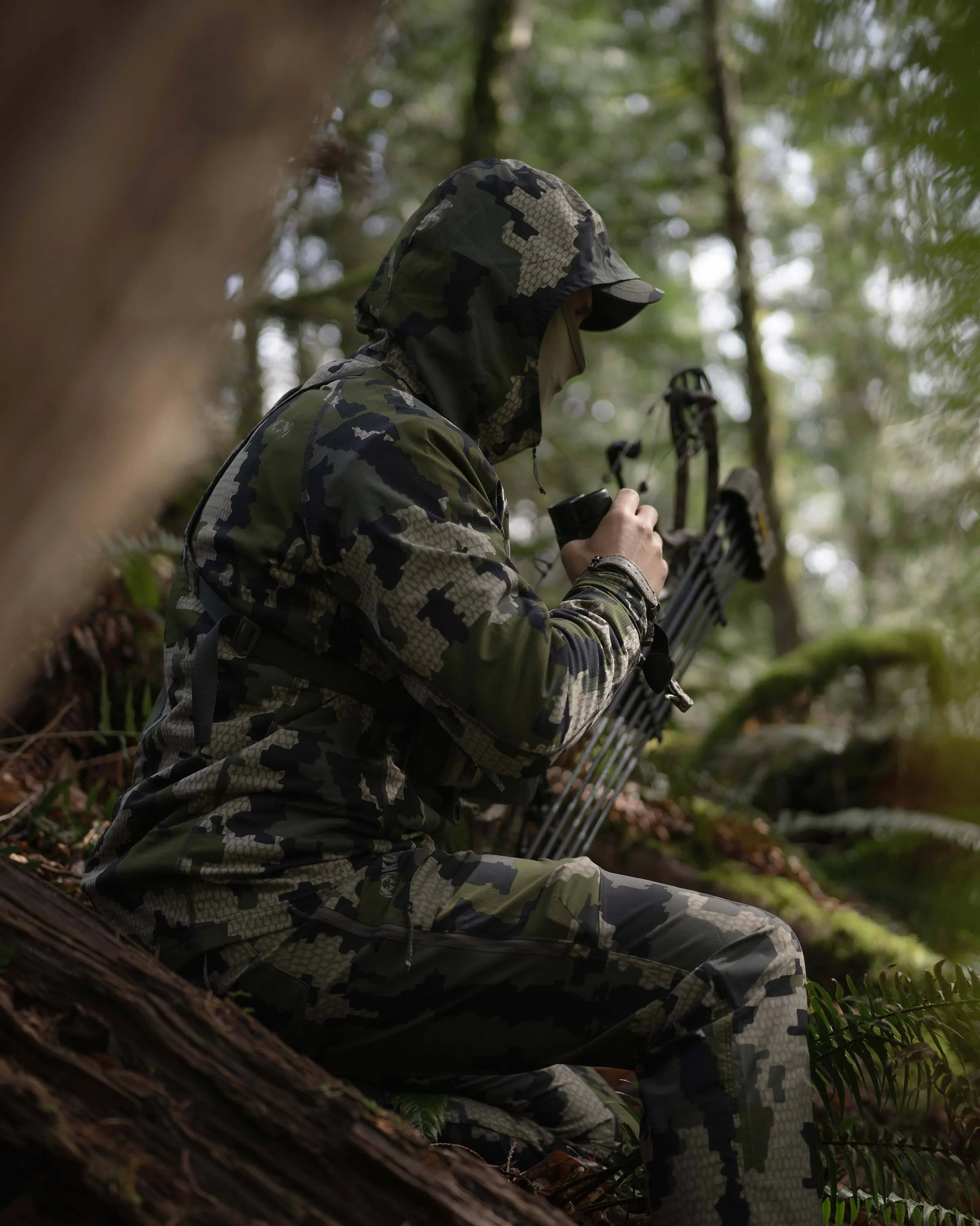 Tiburon Hybrid Hoodie | Khaki