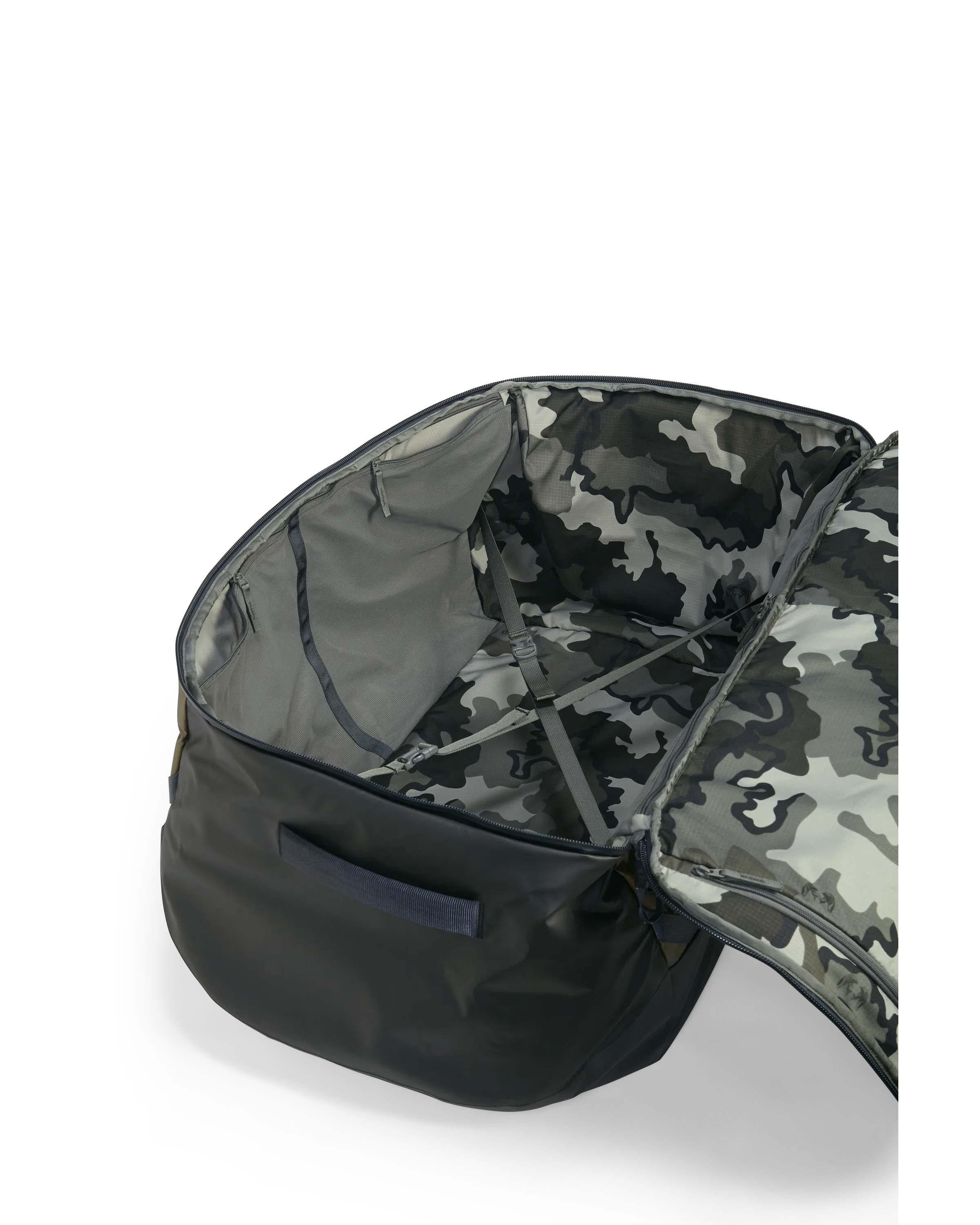 Waypoint 10400 Duffel | Black