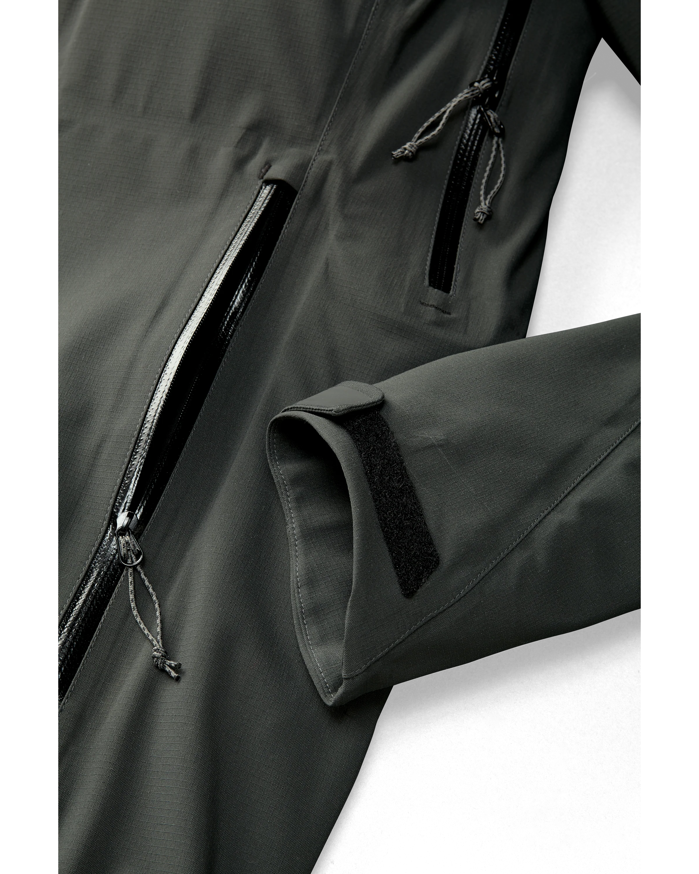 KUIU Kutana Storm Shell Jacket | Gunmetal