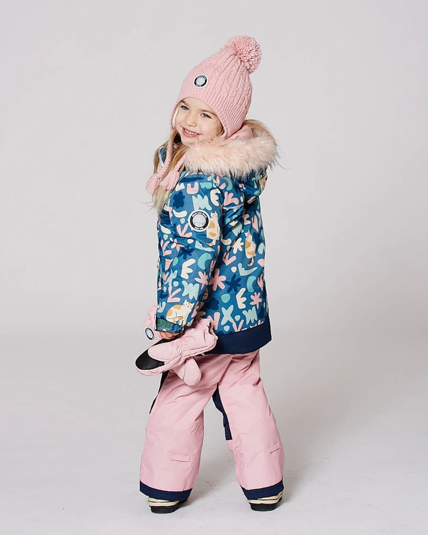 Winter Mittens Play Dusty Pink