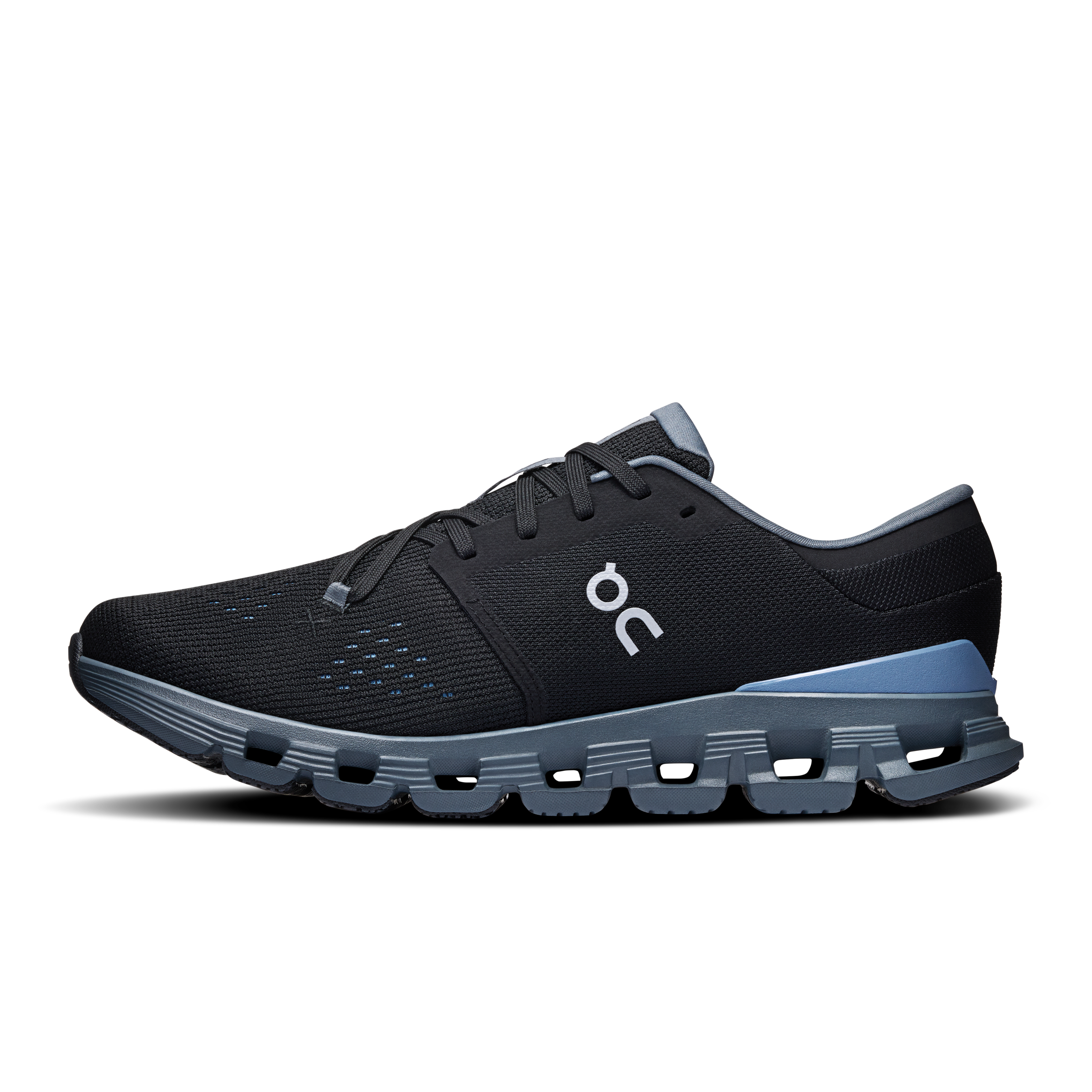 Cloud X 4: A Versatile Men’s Training Shoe For The Gym