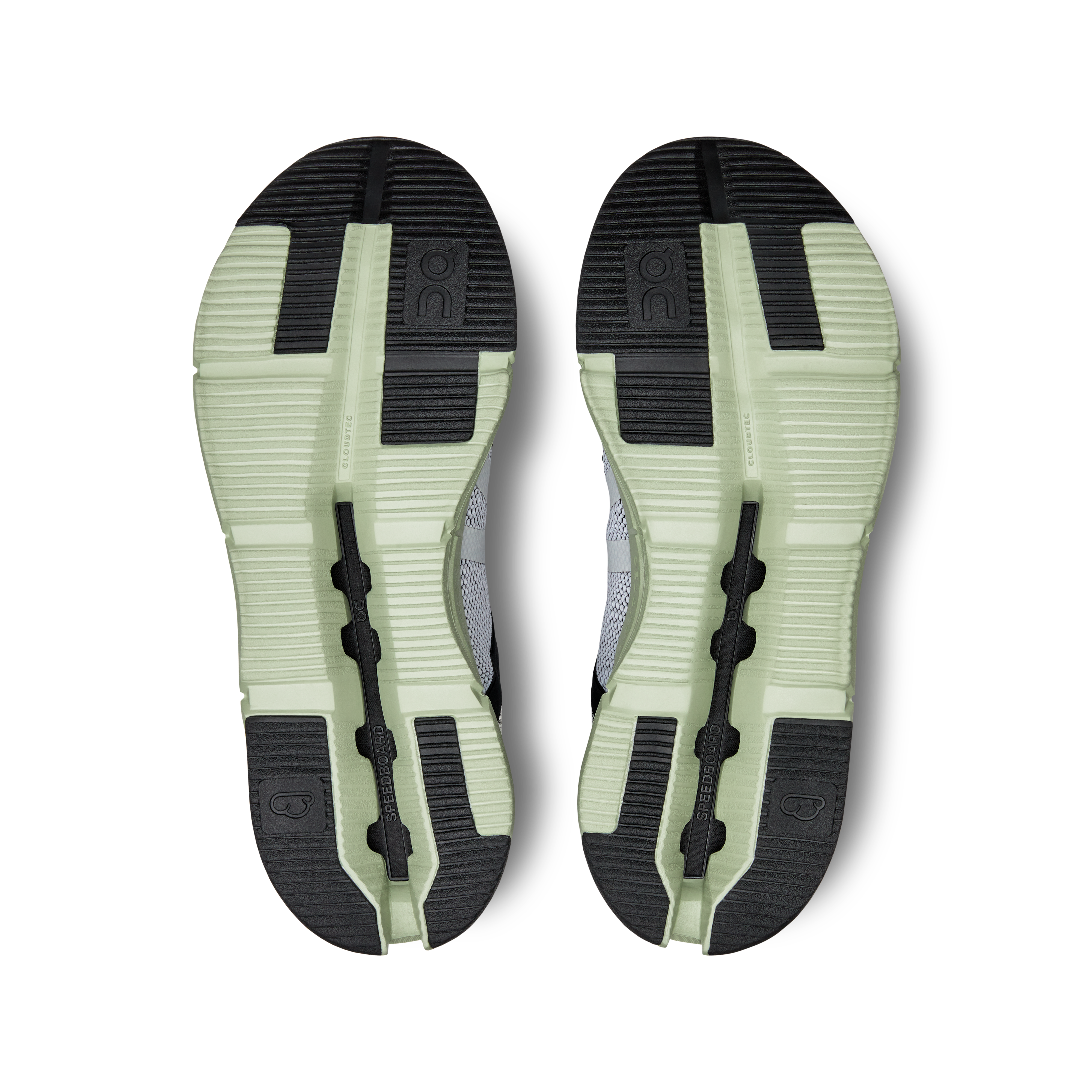 The Cloudnova Z5 Rush: Experimental Running Shoe