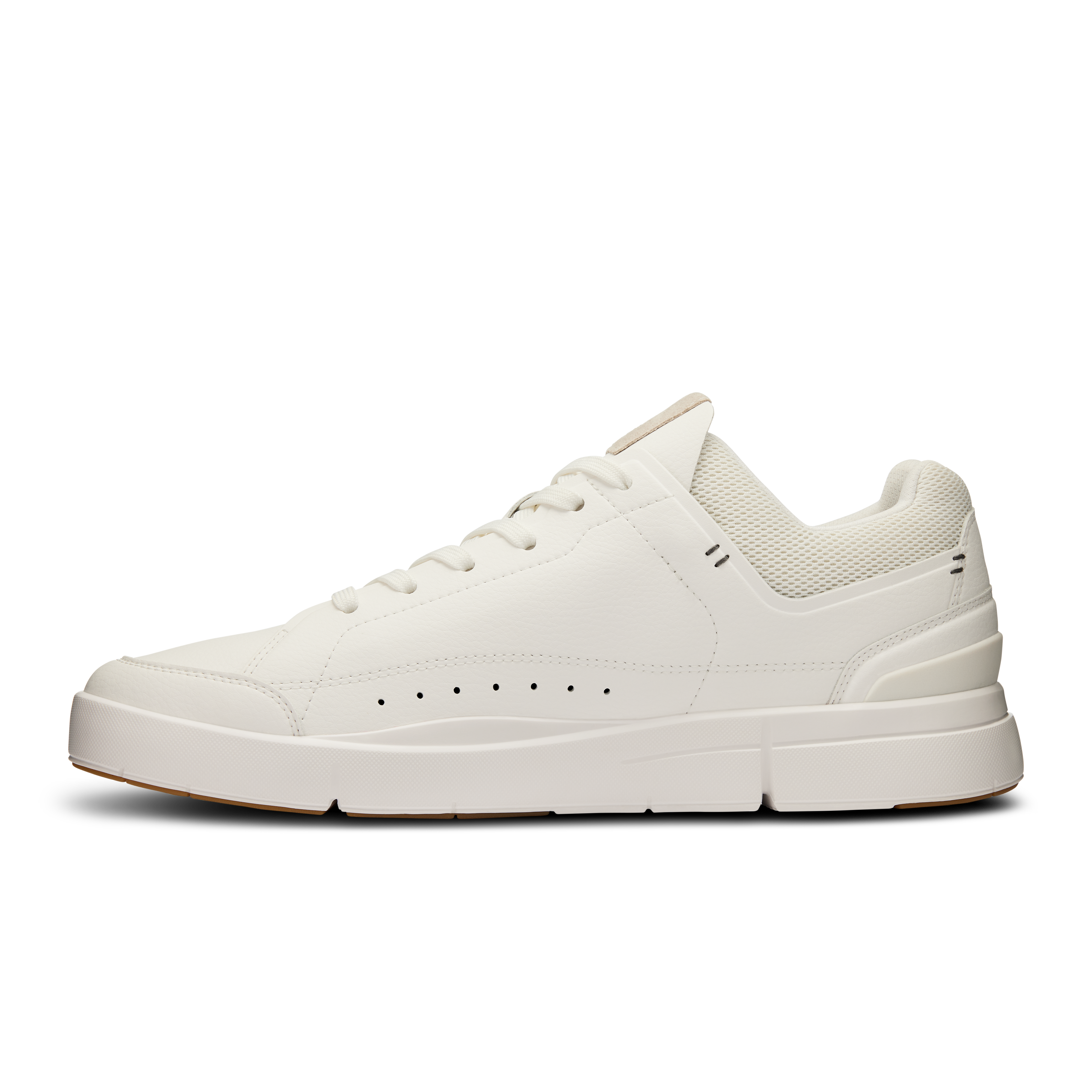 THE ROGER Centre Court: Iconic all-day performance shoe