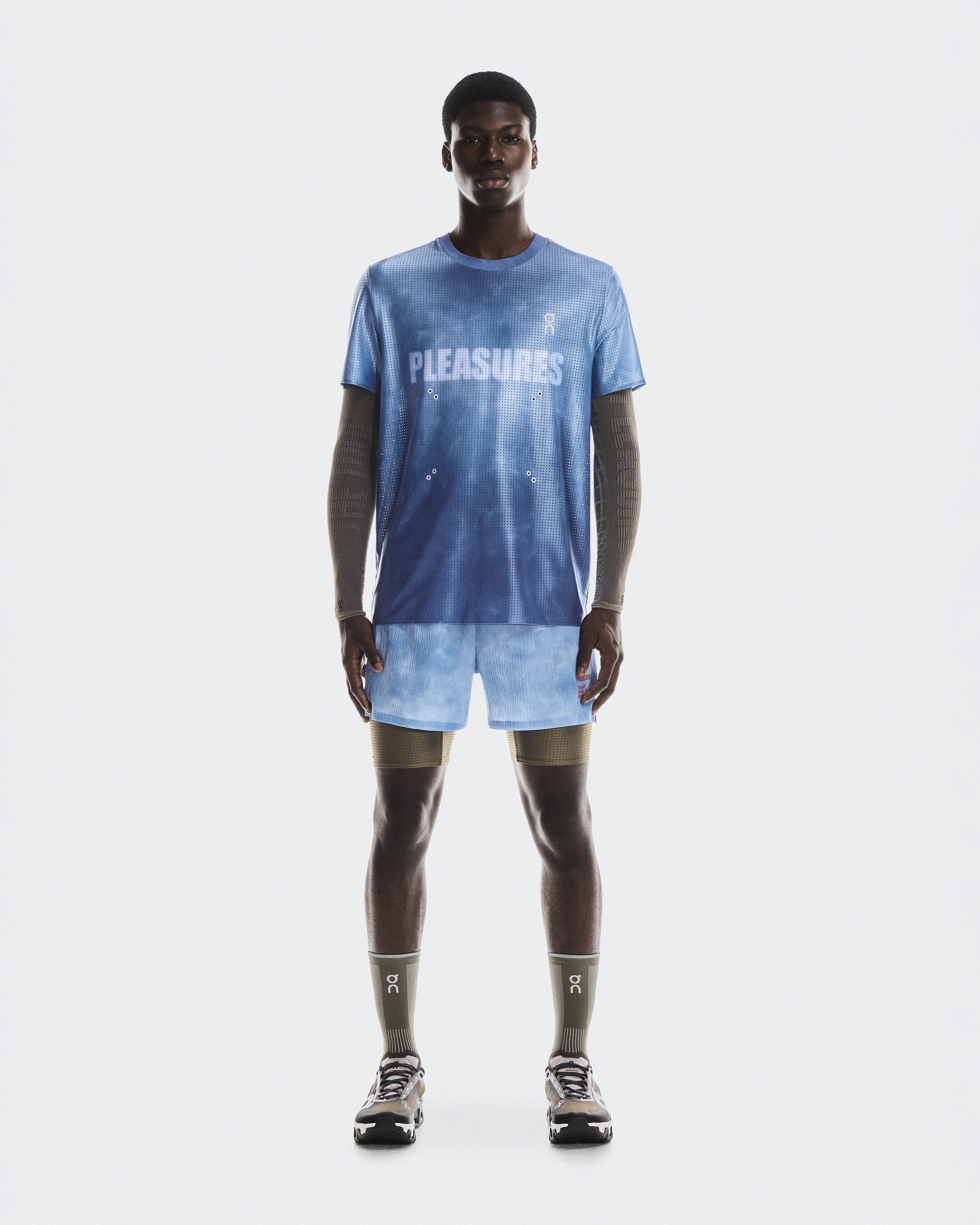 Sleeves PLEASURES x The Loop