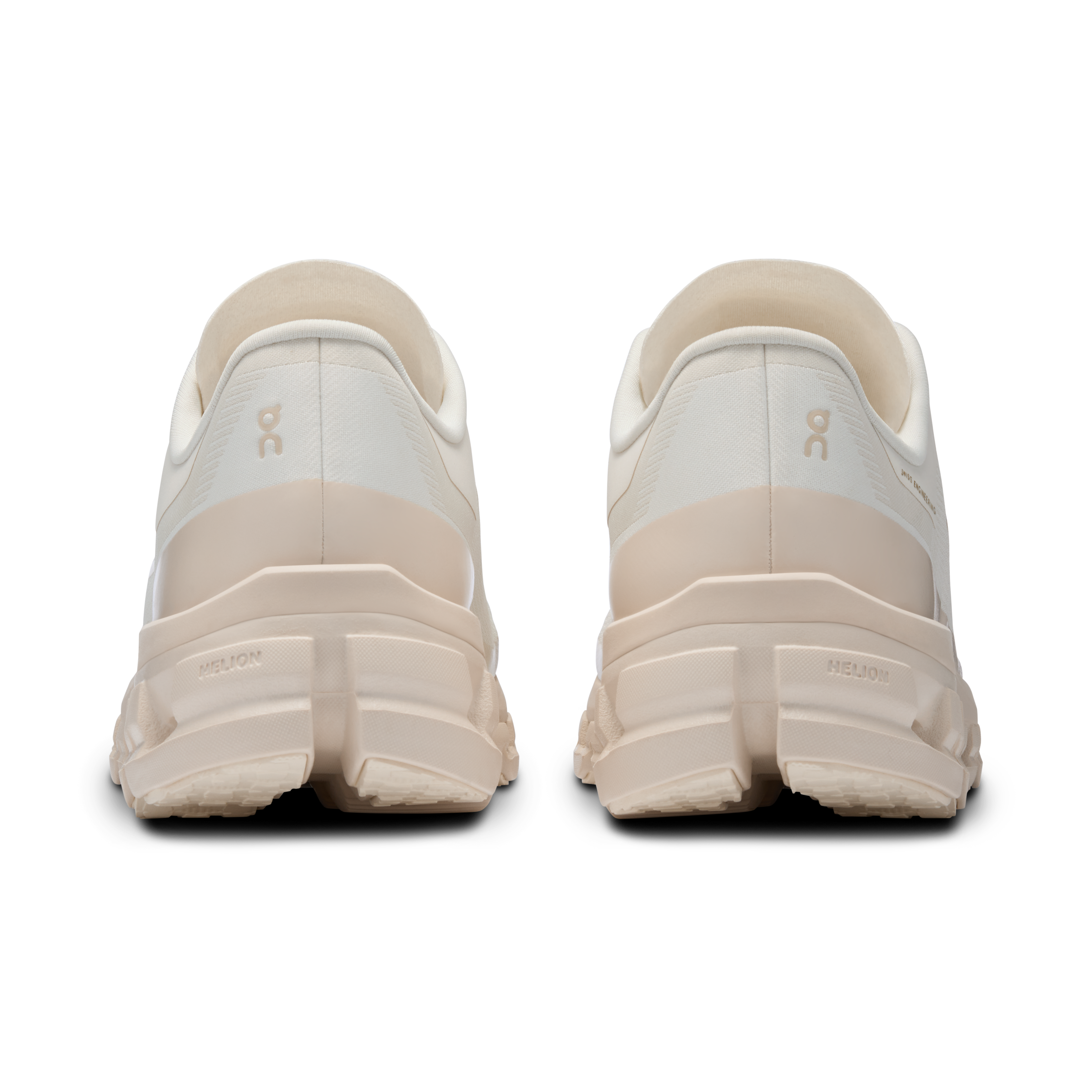 Cloudflow 4 IKON: Women’s Light Cushioned Running Shoe