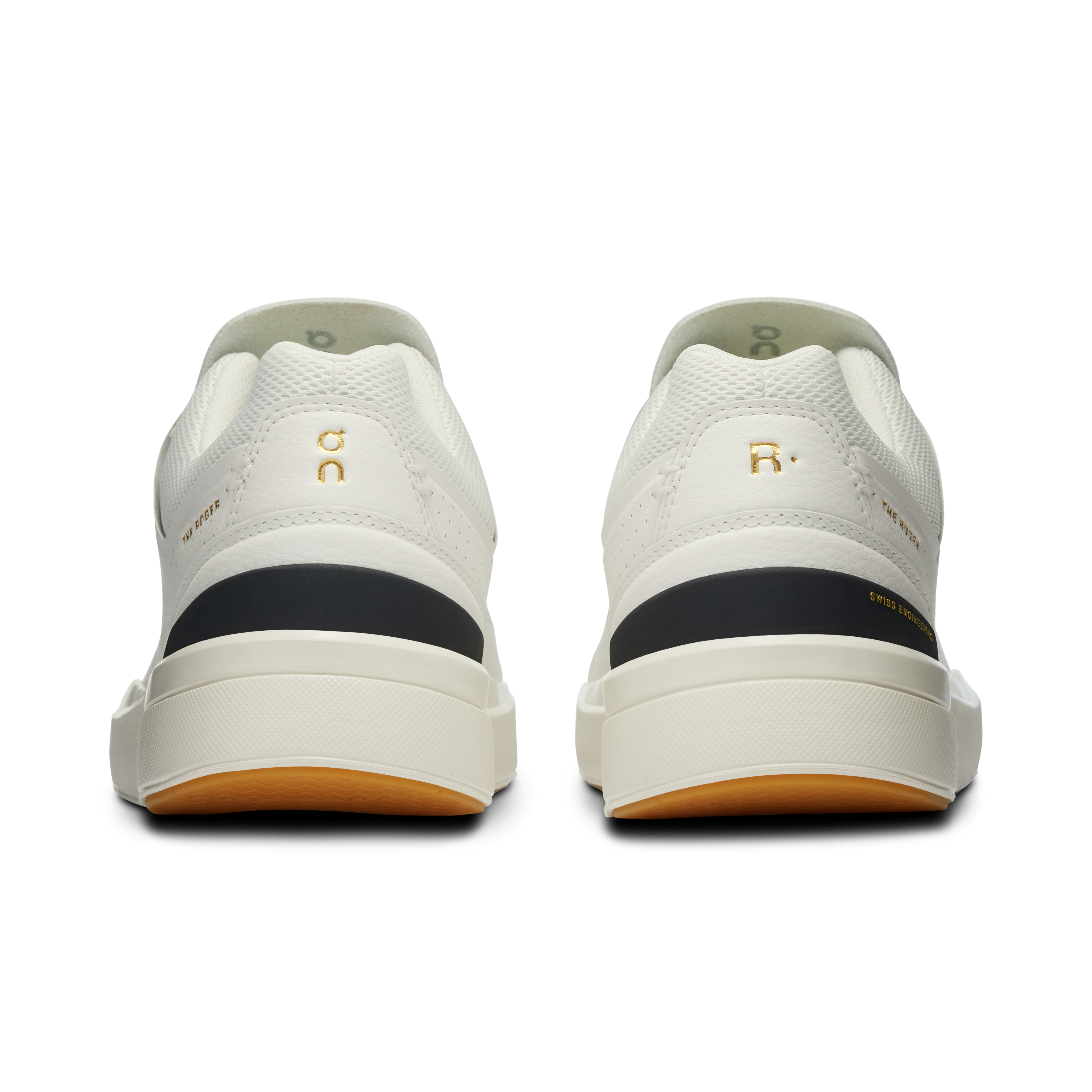 THE ROGER Centre Court: Iconic all-day performance shoe