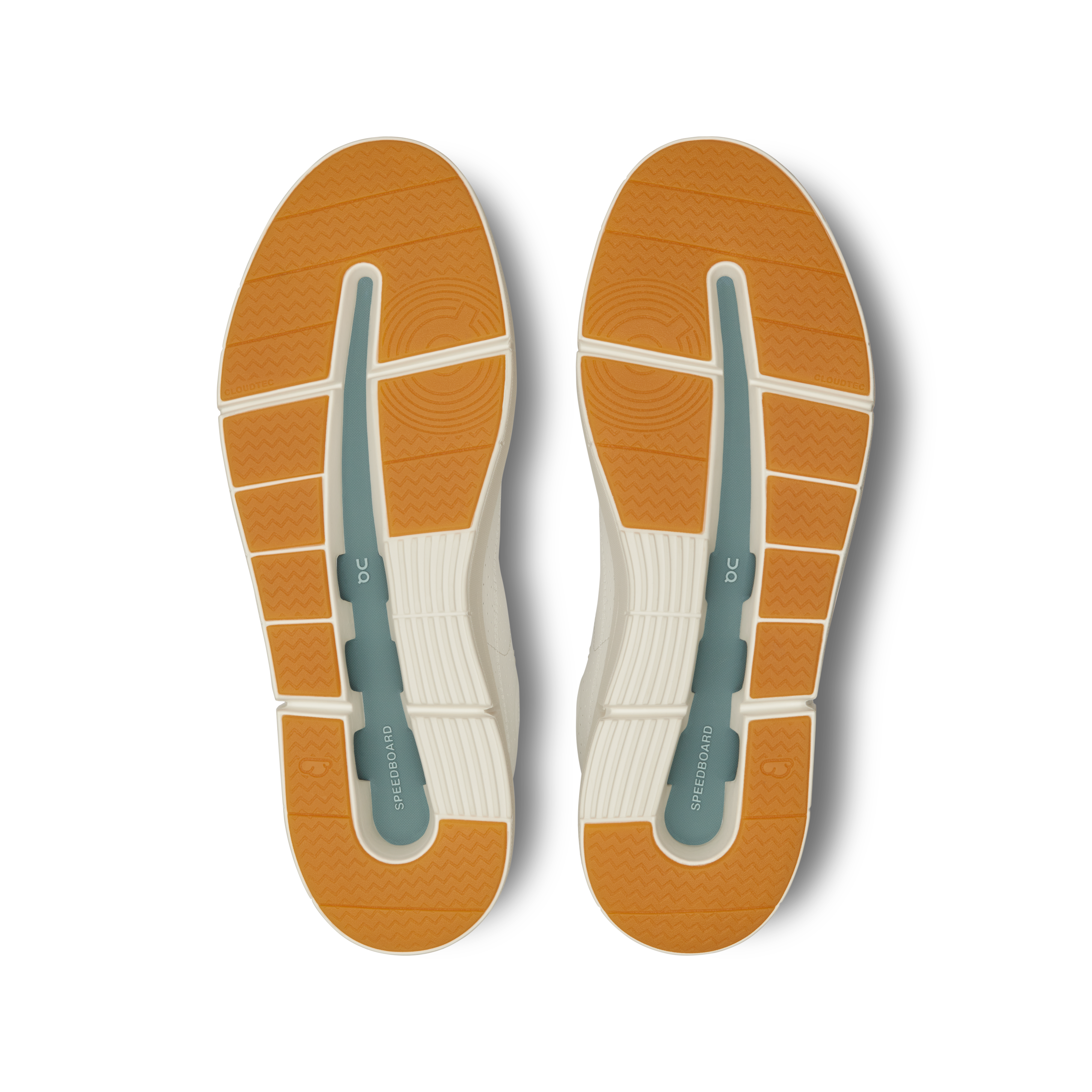 THE ROGER Centre Court: Iconic all-day performance shoe