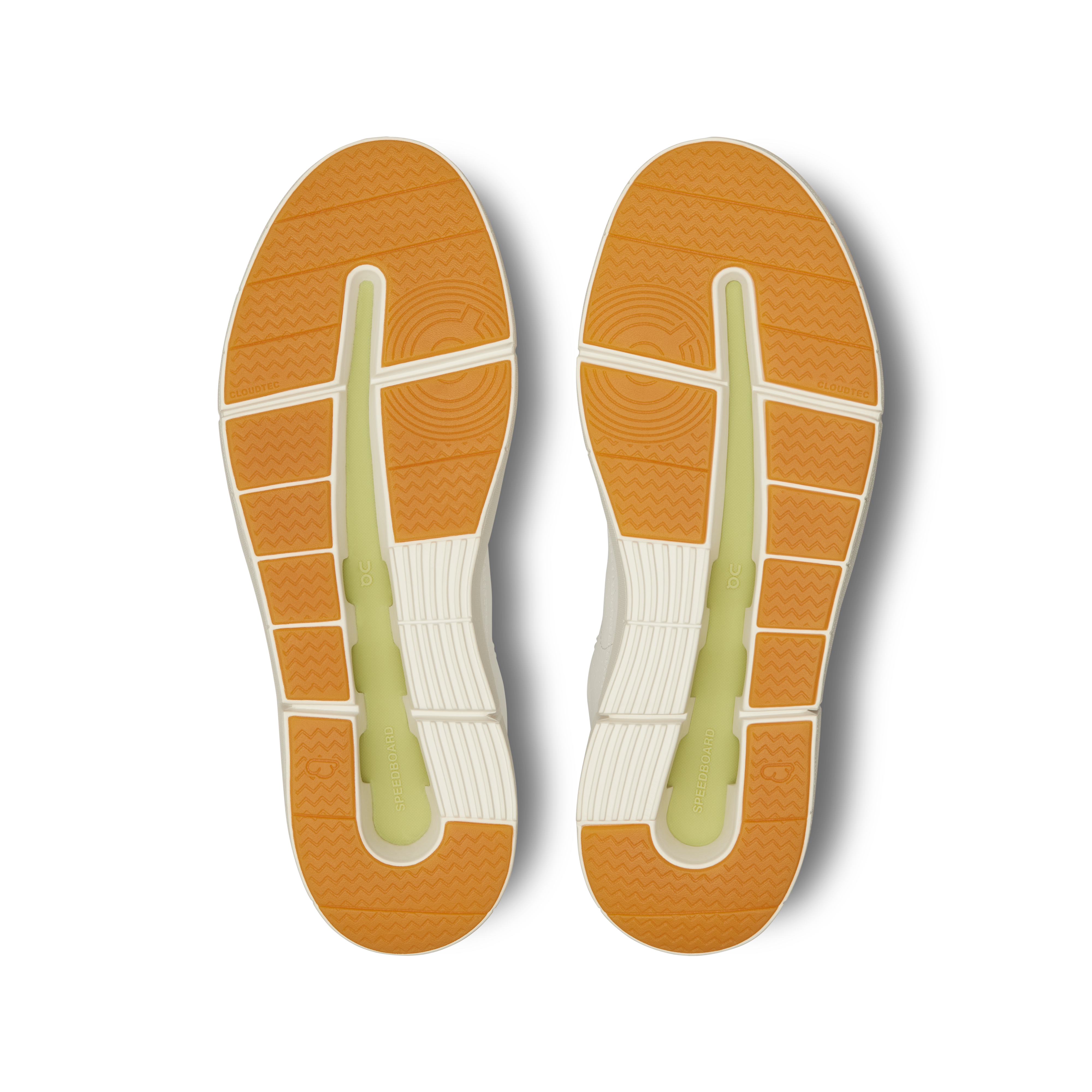 THE ROGER Centre Court: Iconic all-day performance shoe