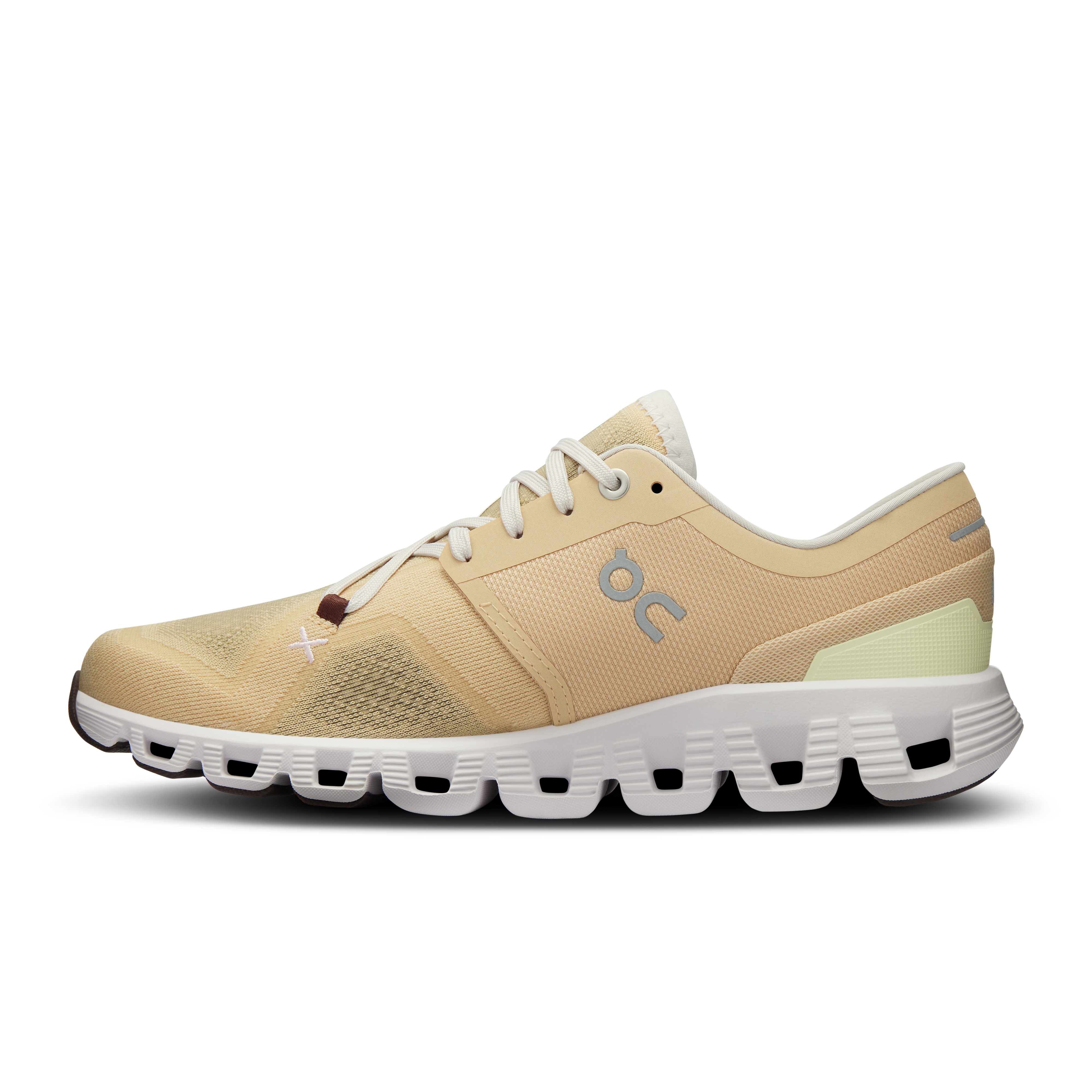 The Cloud X 3: Reactive shoe for multiple workouts