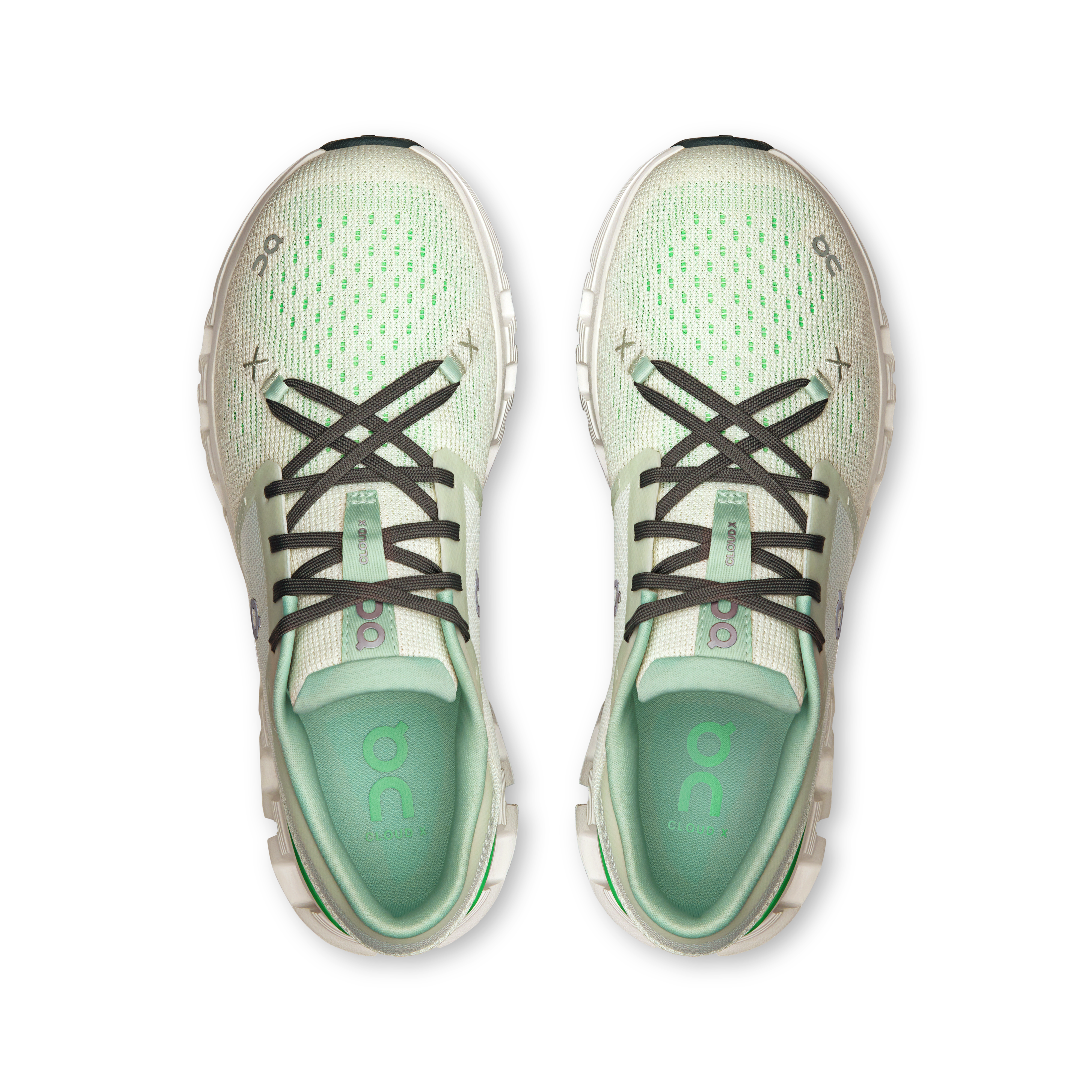 Cloud X 4: A Versatile Gym Training Shoe For Women