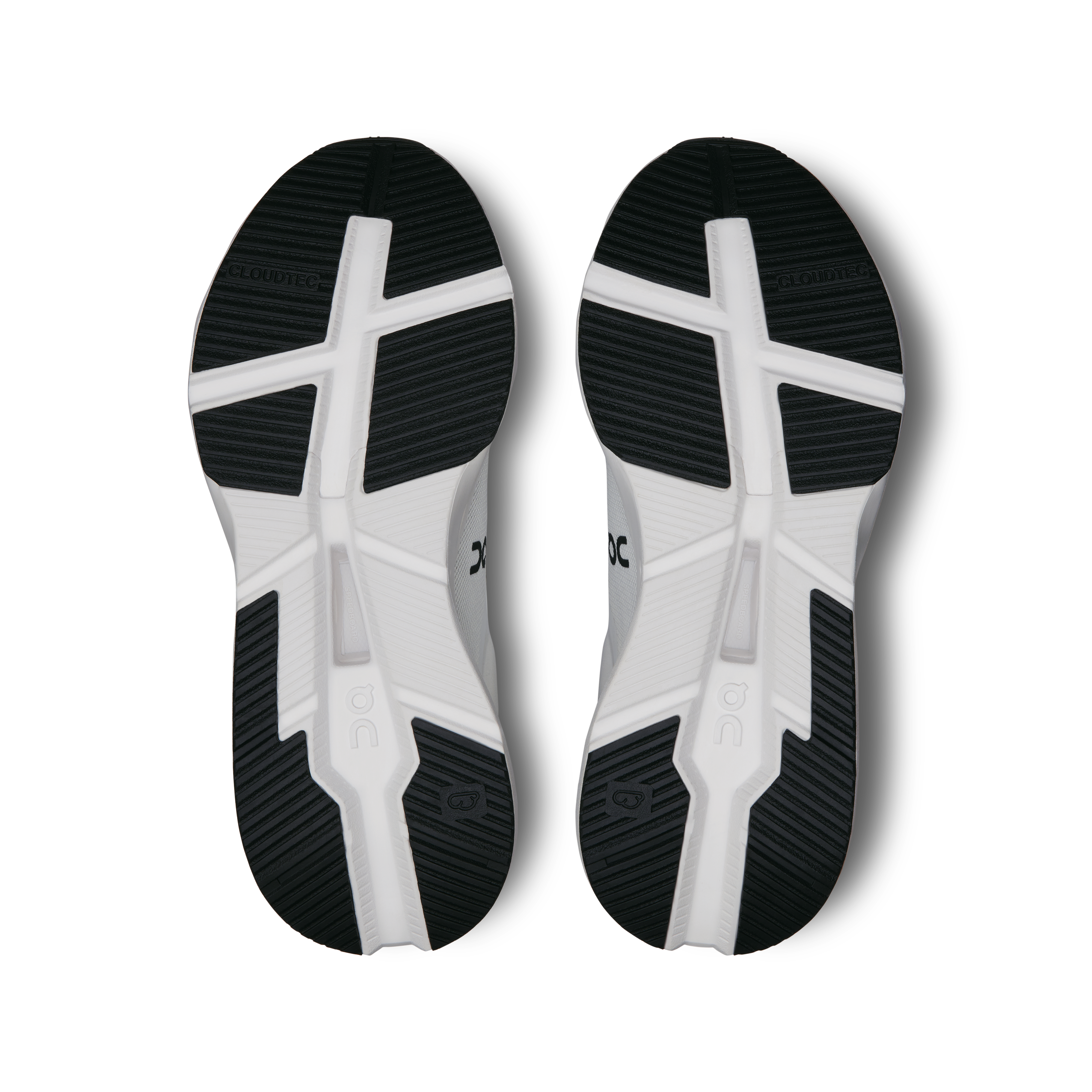 The Cloudnova X: Versatile Men’s Workout Shoe