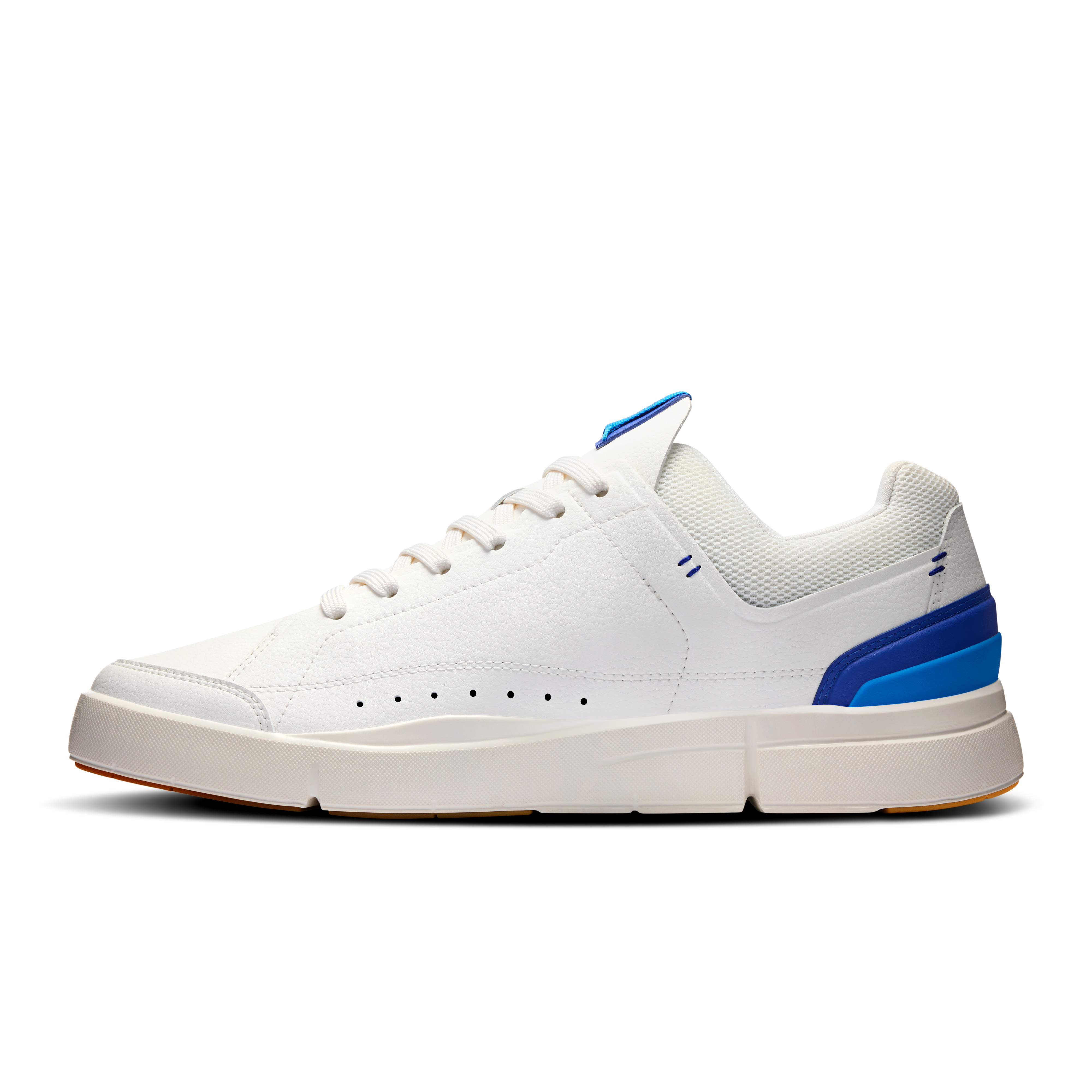 THE ROGER Centre Court: Iconic all-day performance shoe