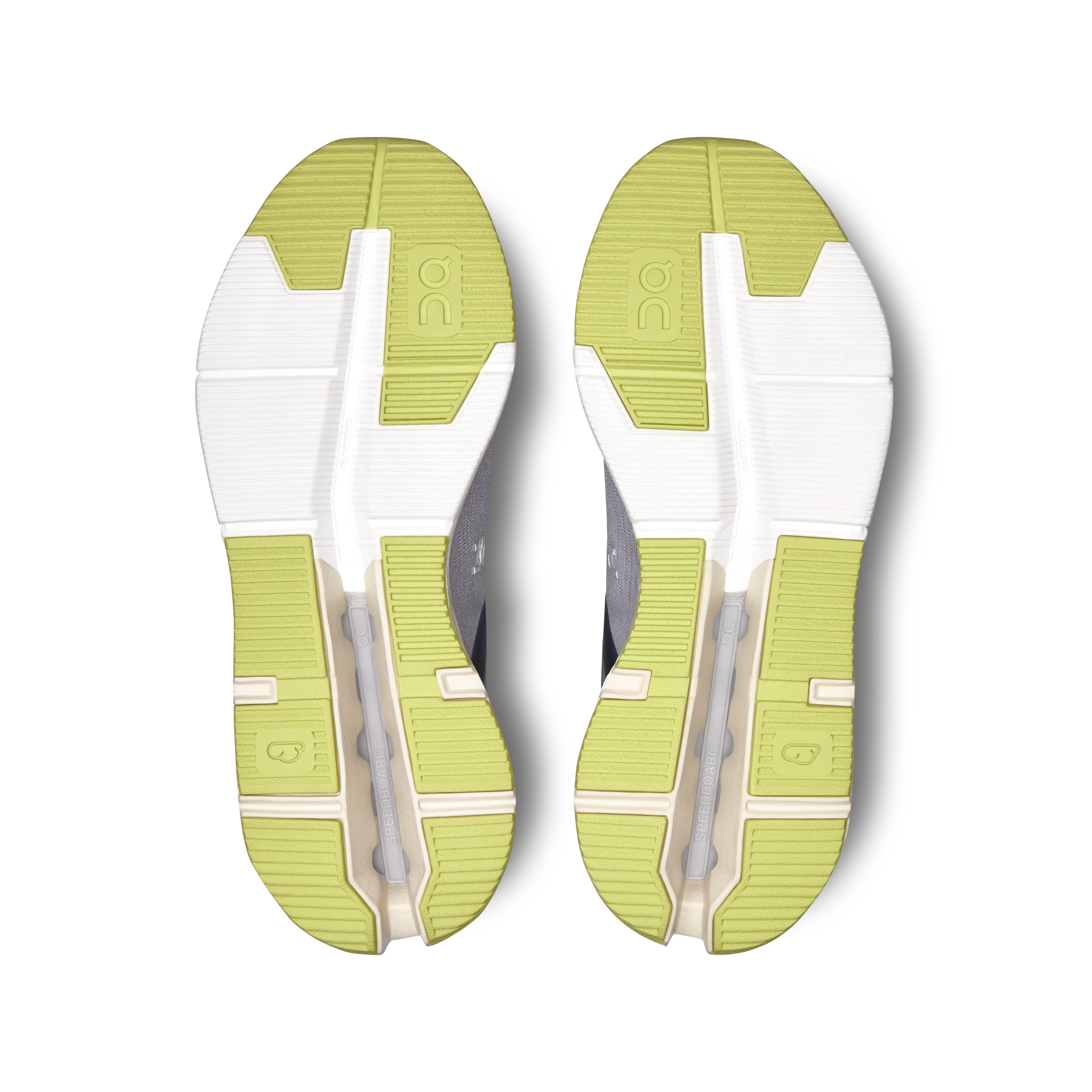 The Cloudnova Flux: Light and versatile workout shoe