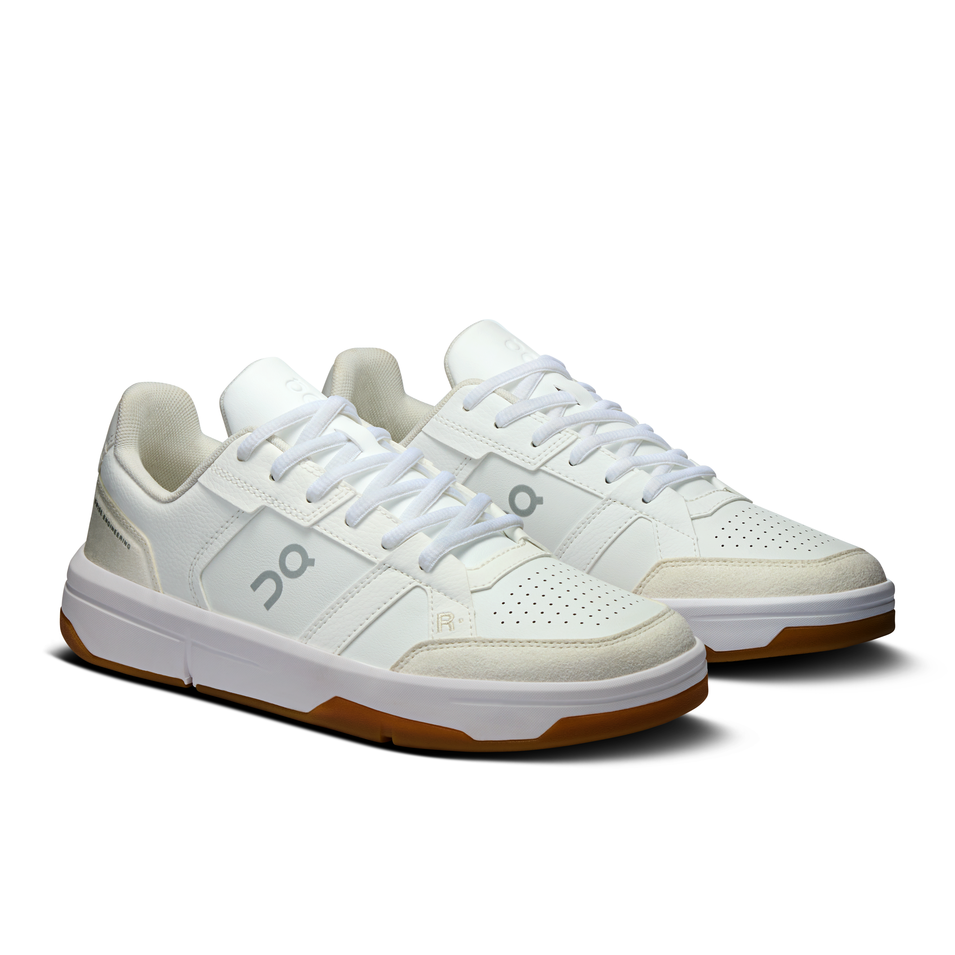 THE ROGER Clubhouse: Women's Timeless Tennis Lifestyle Shoe