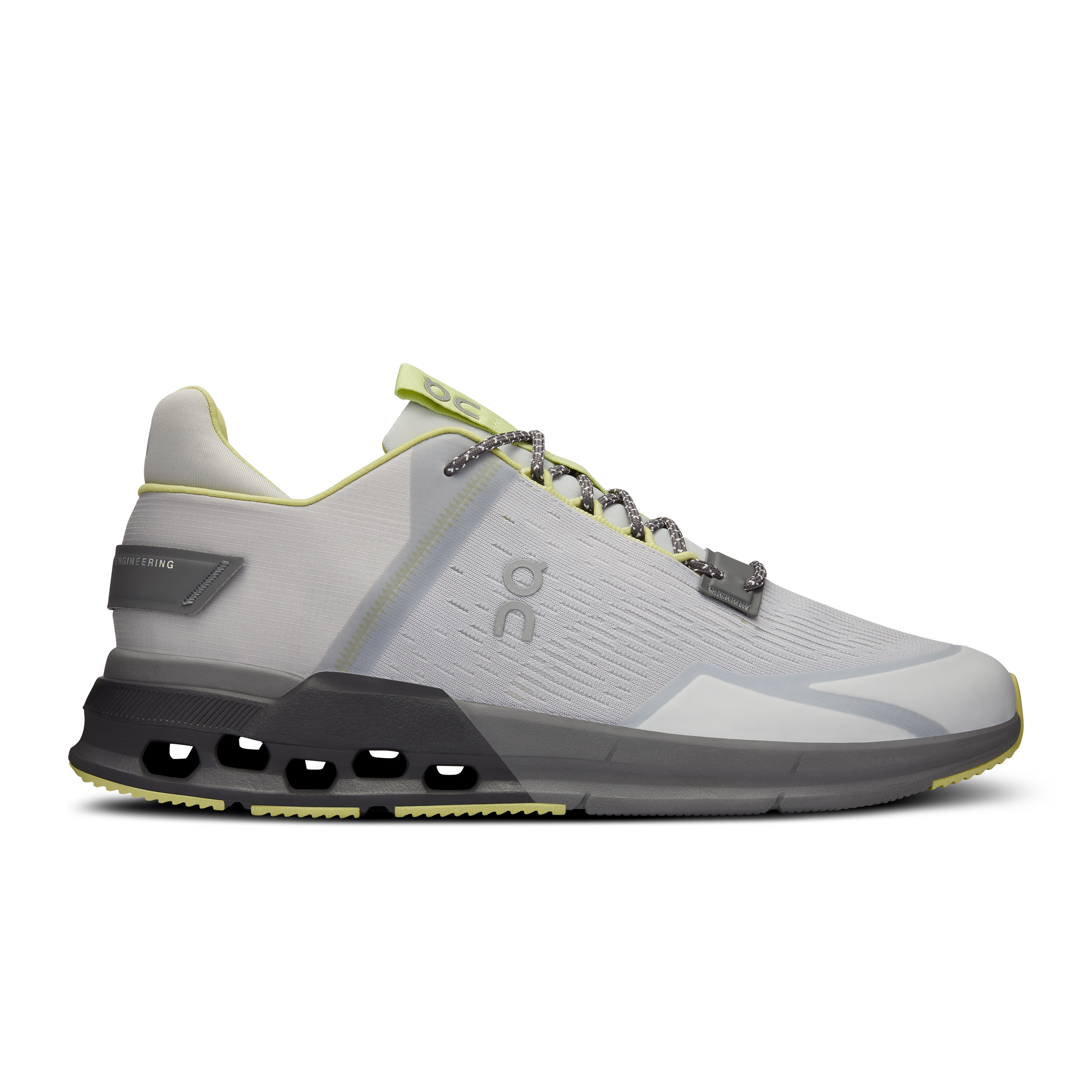 The Cloudnova Flux: Light and versatile workout shoe