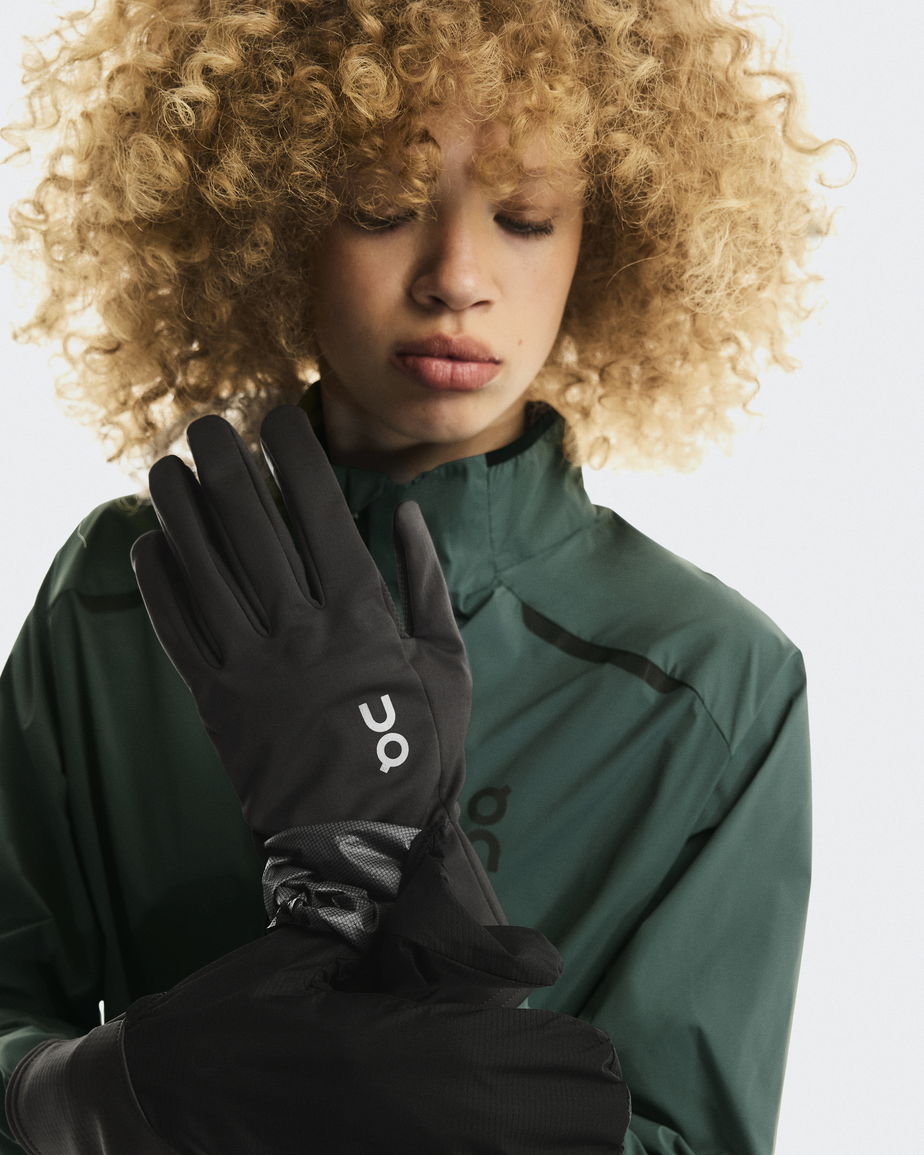 Winter Run Glove
