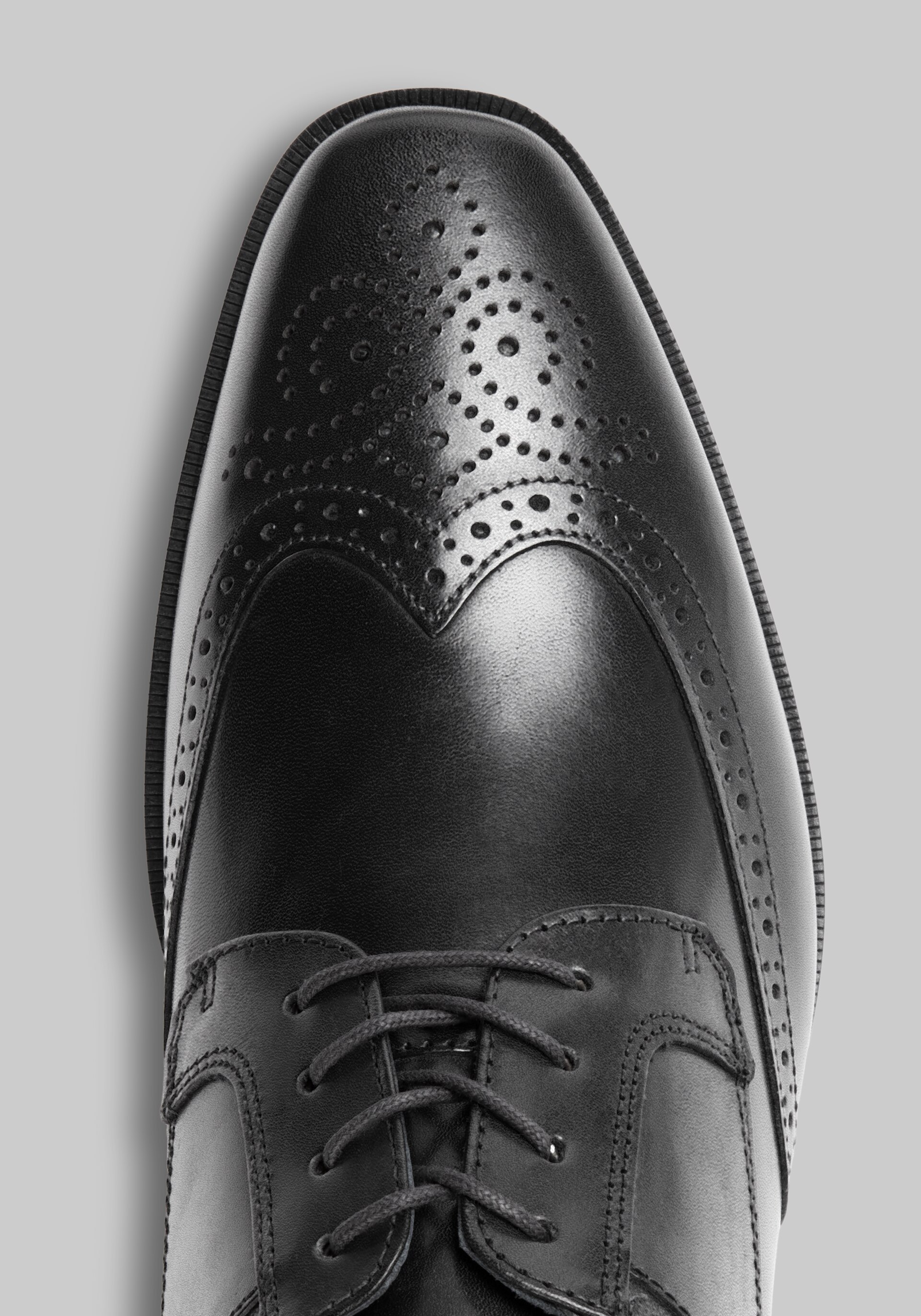 Johnston & Murphy Gibbons Wingtip Oxfords
