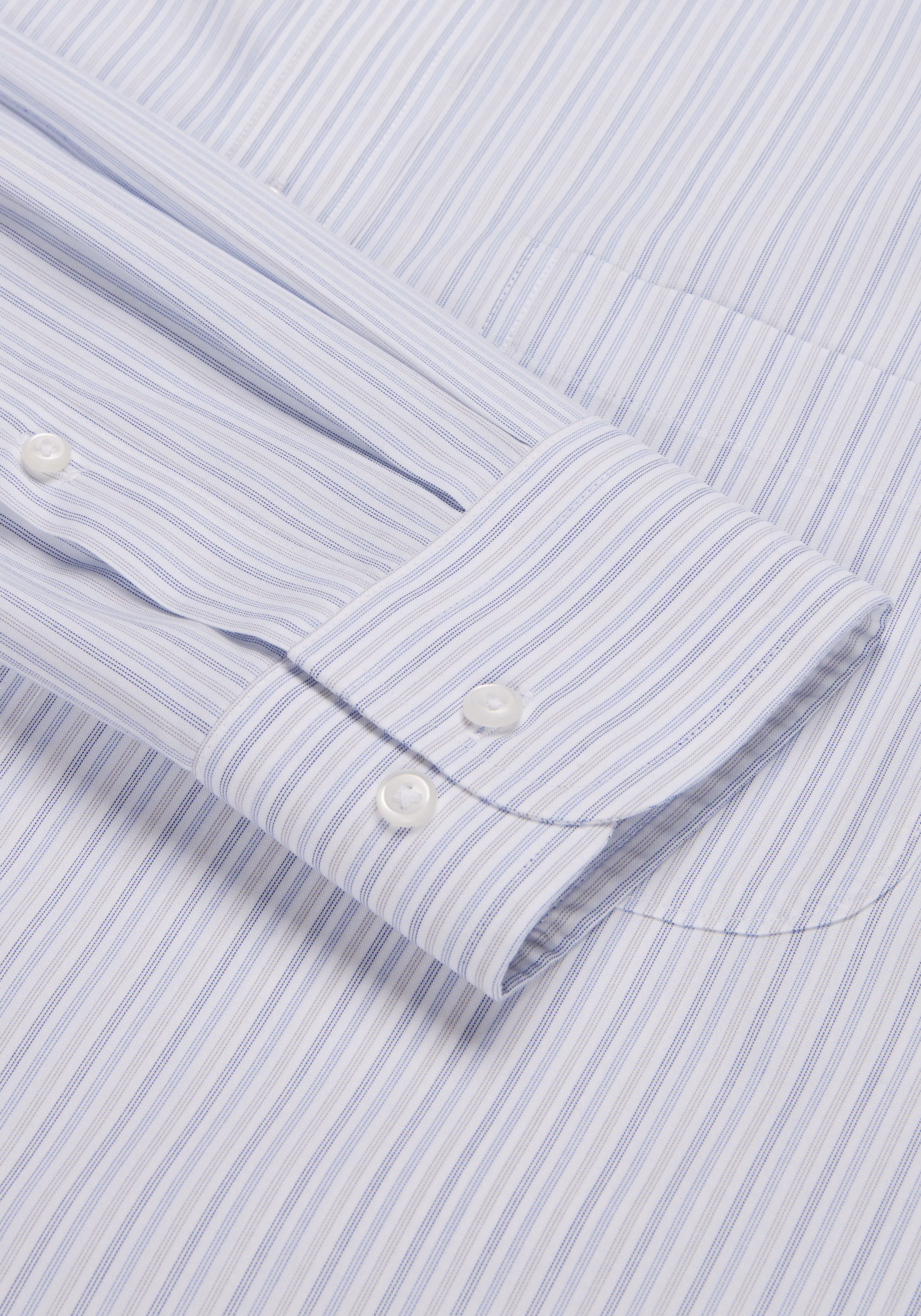 Traveler Collection Traditional Fit Spread Collar Multistripe Dress Shirt