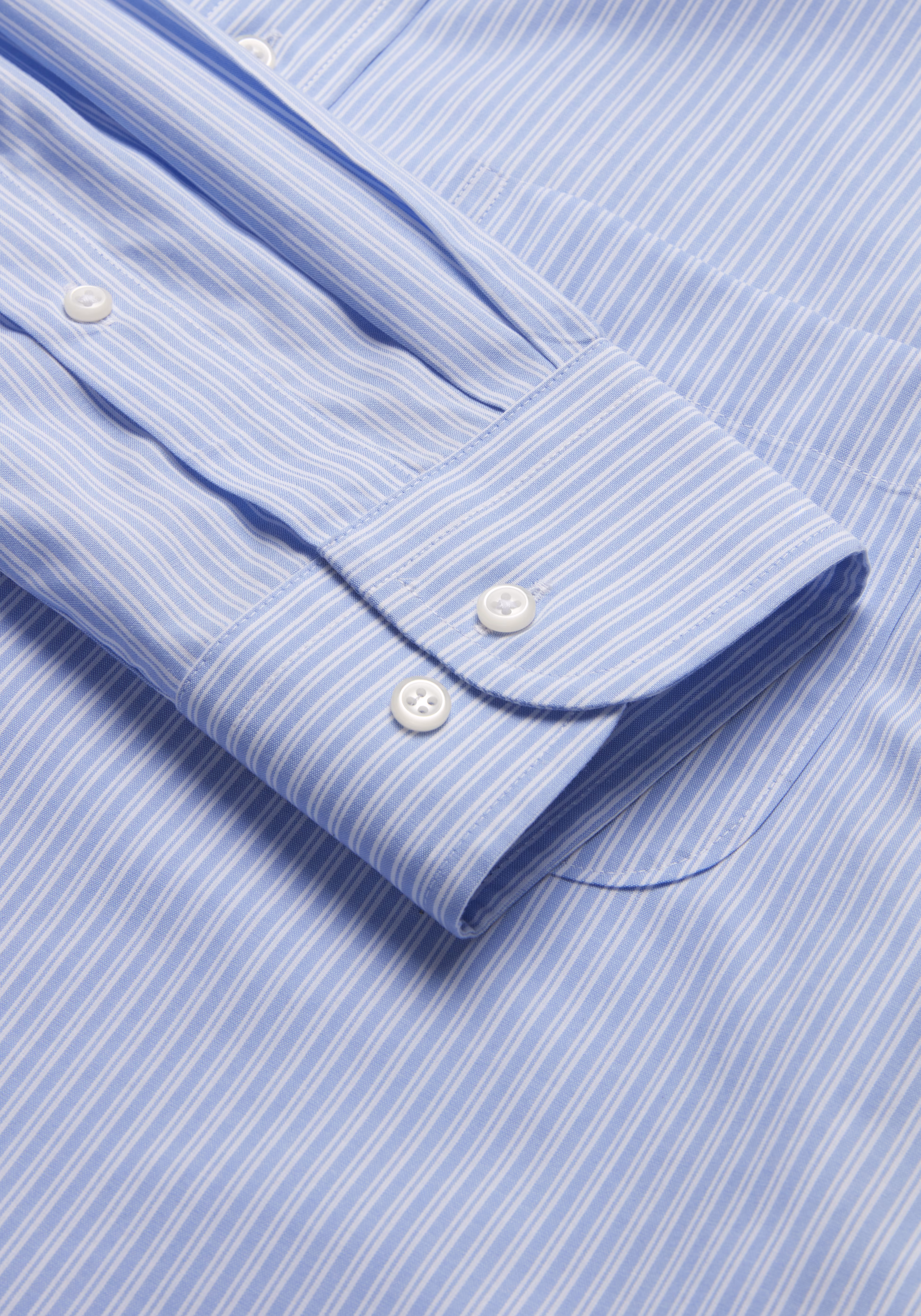 Traveler Collection Tailored Fit Stripe Dress Shirt