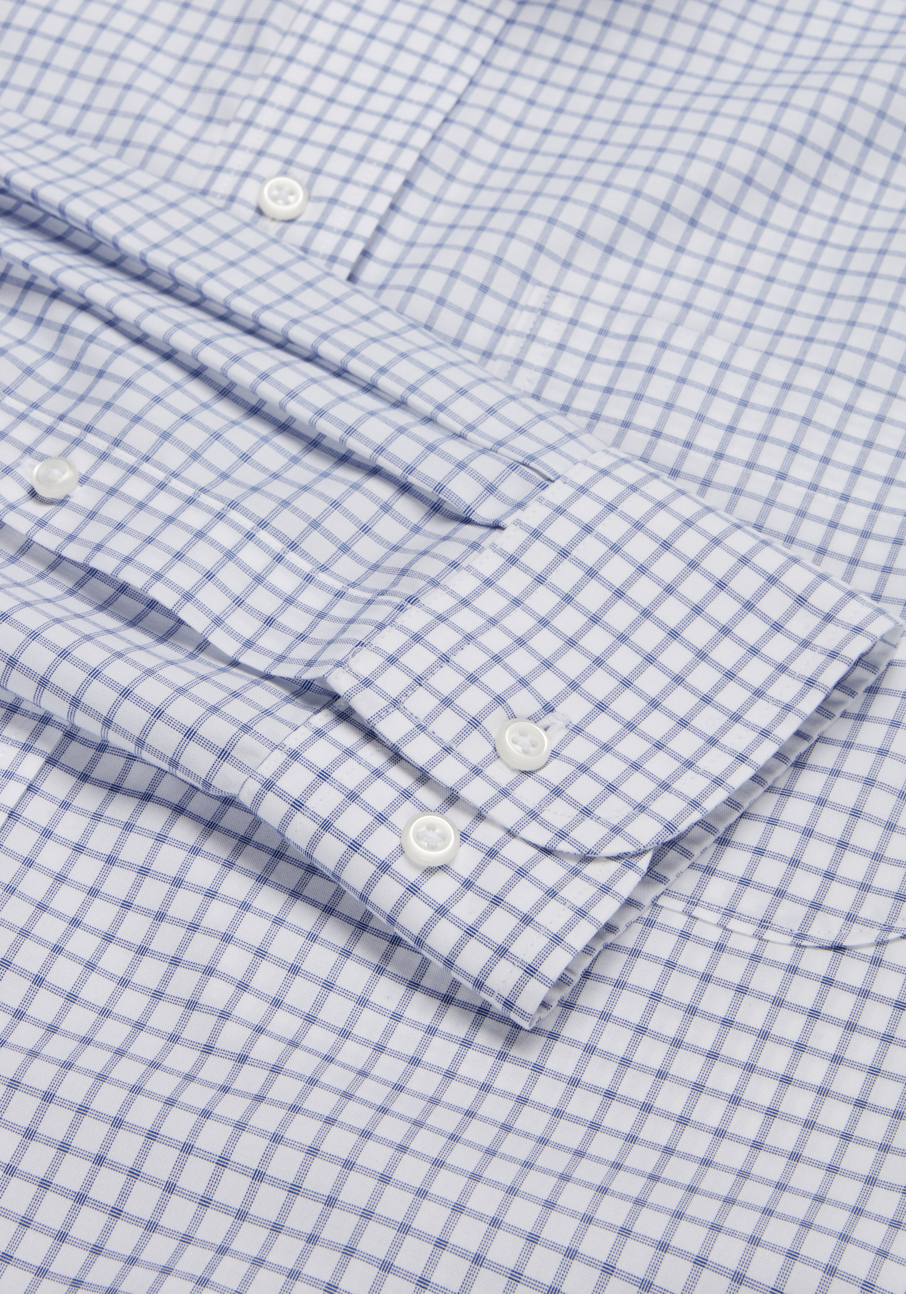 Traveler Collection Traditional Fit Button-Down Collar Check Dress Shirt