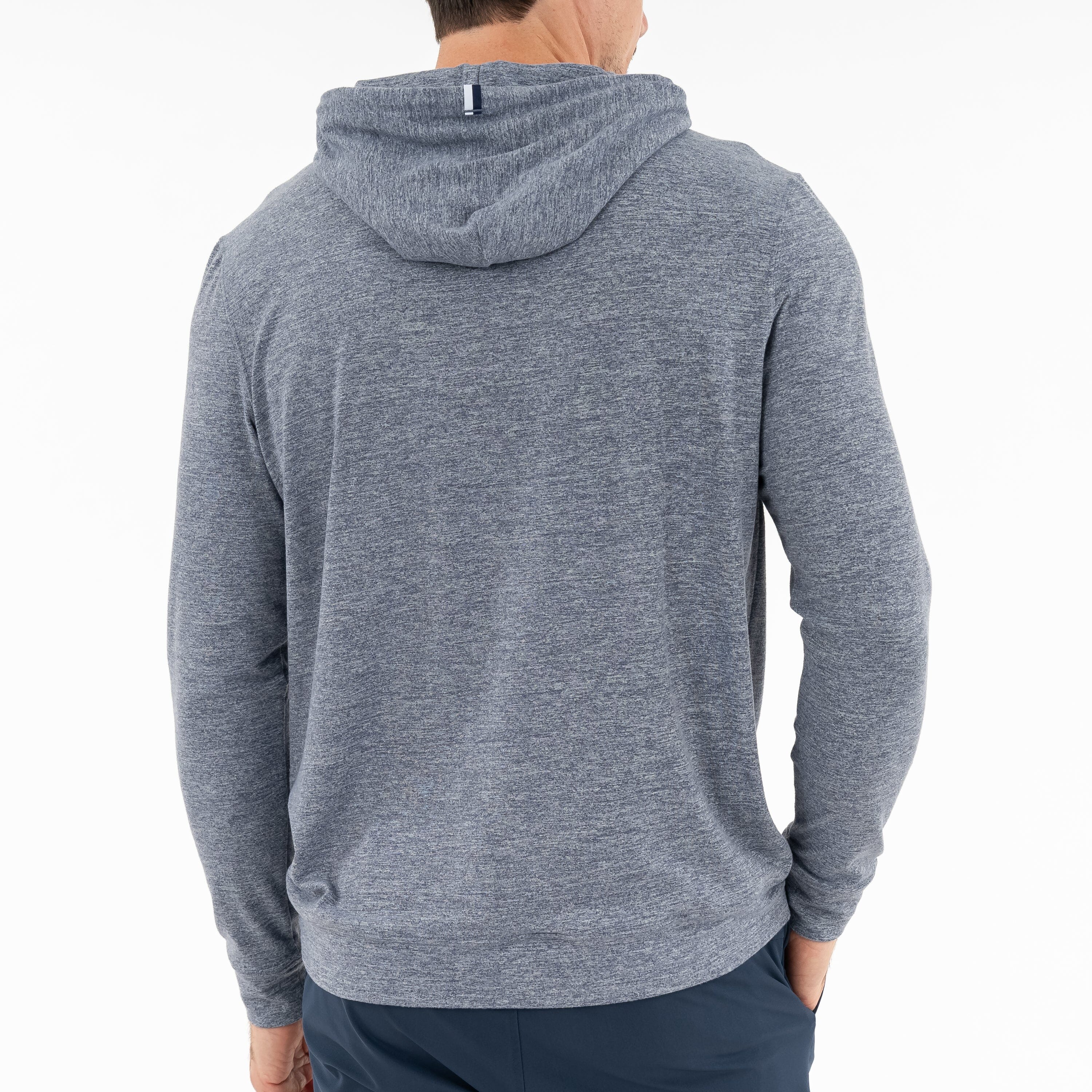 Hesi Performance Hoodie      .