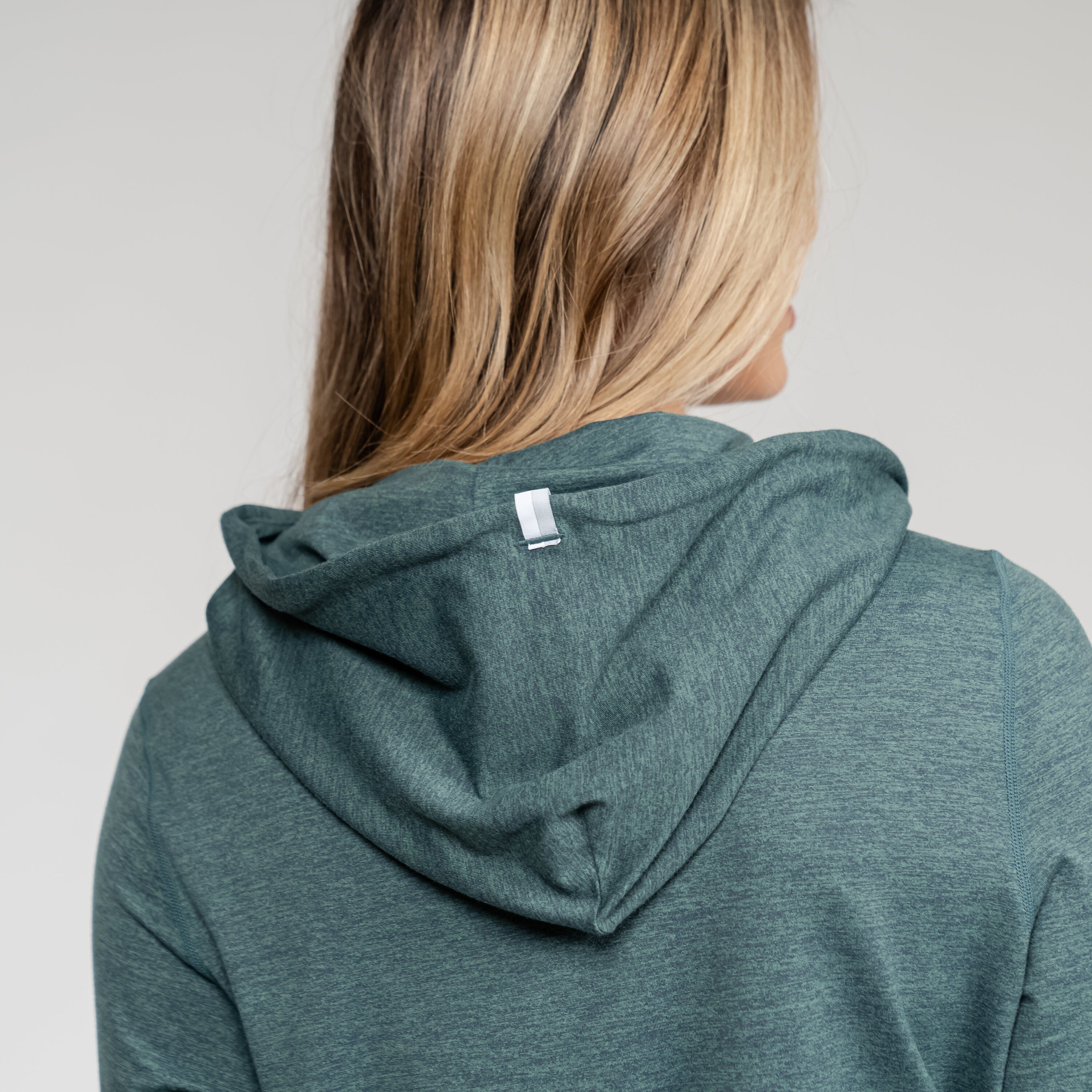 Tempo Performance Hoodie                   j