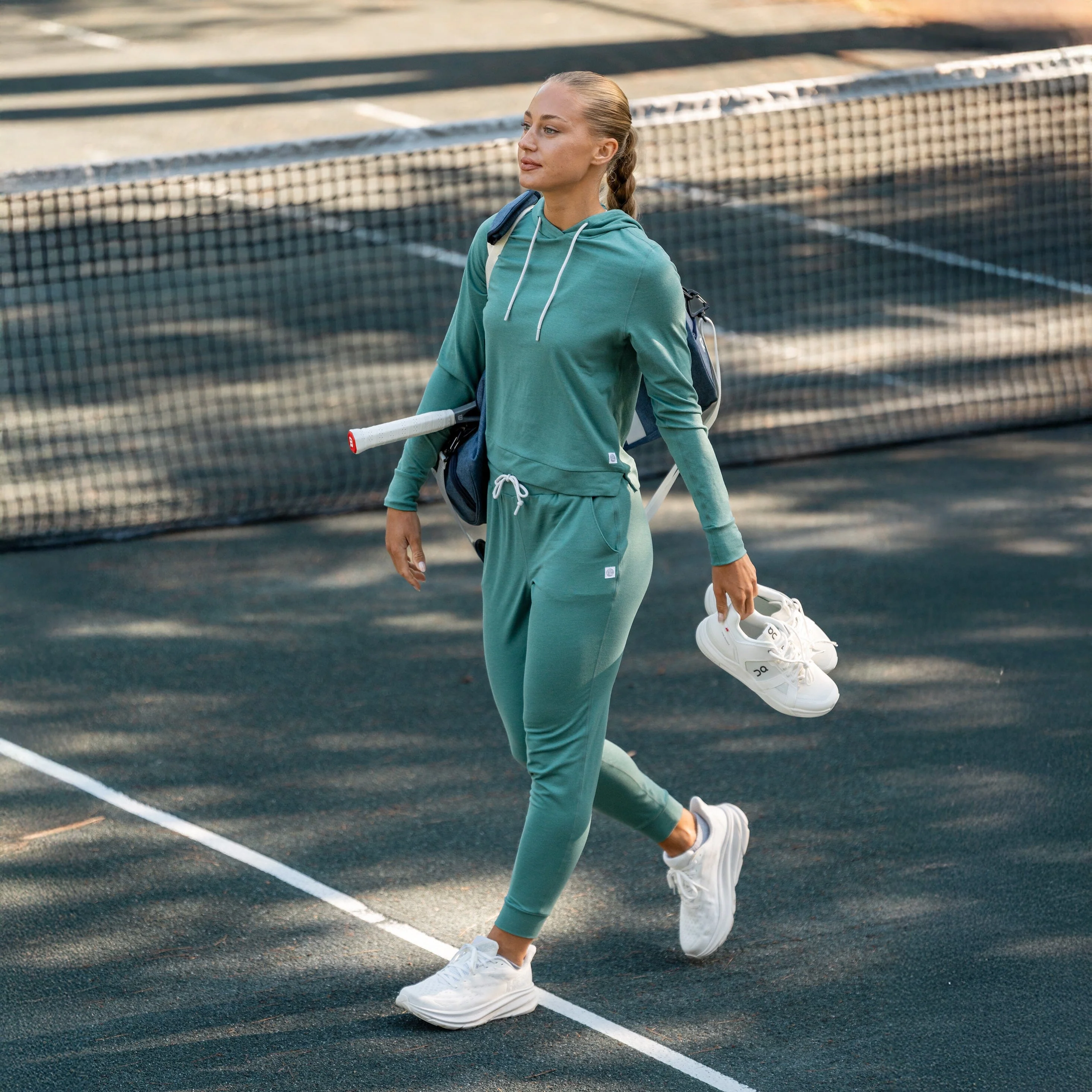Tempo Performance Hoodie