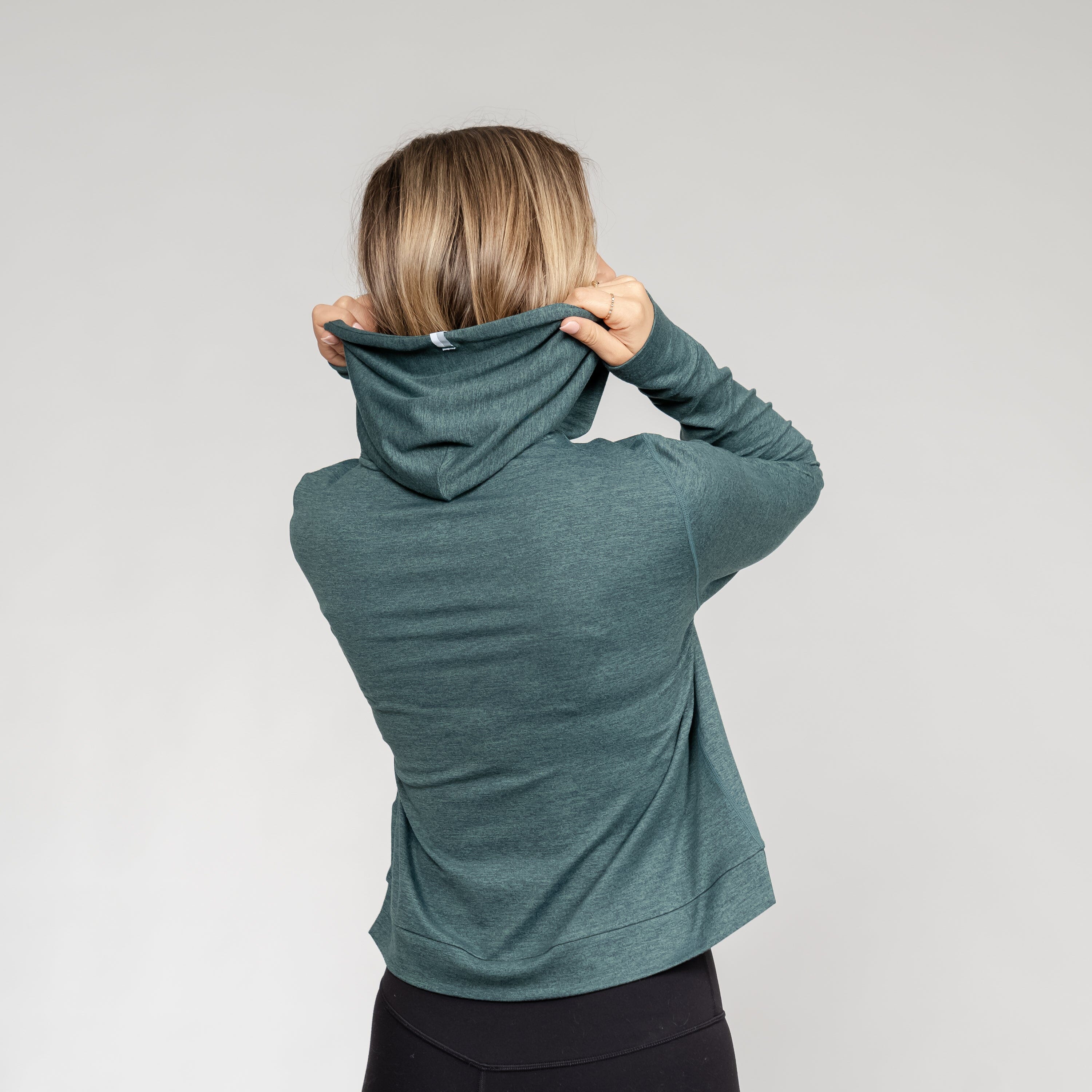 Tempo Performance Hoodie                   j