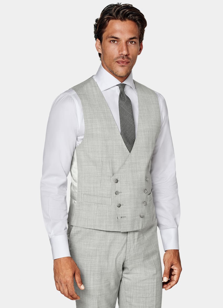 Light Grey Three-Piece Tailored Fit Havana Suit
